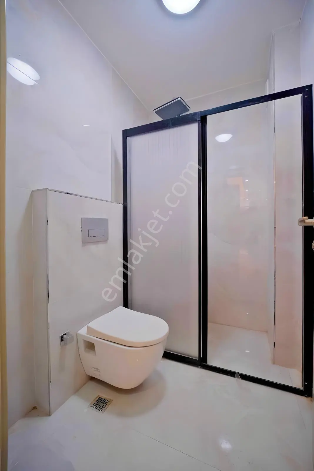 Merkeze Yürüme Mesafesinde | Kapalı Otoparklı, Yalıtımlı 2+1 — fotoğraf 14