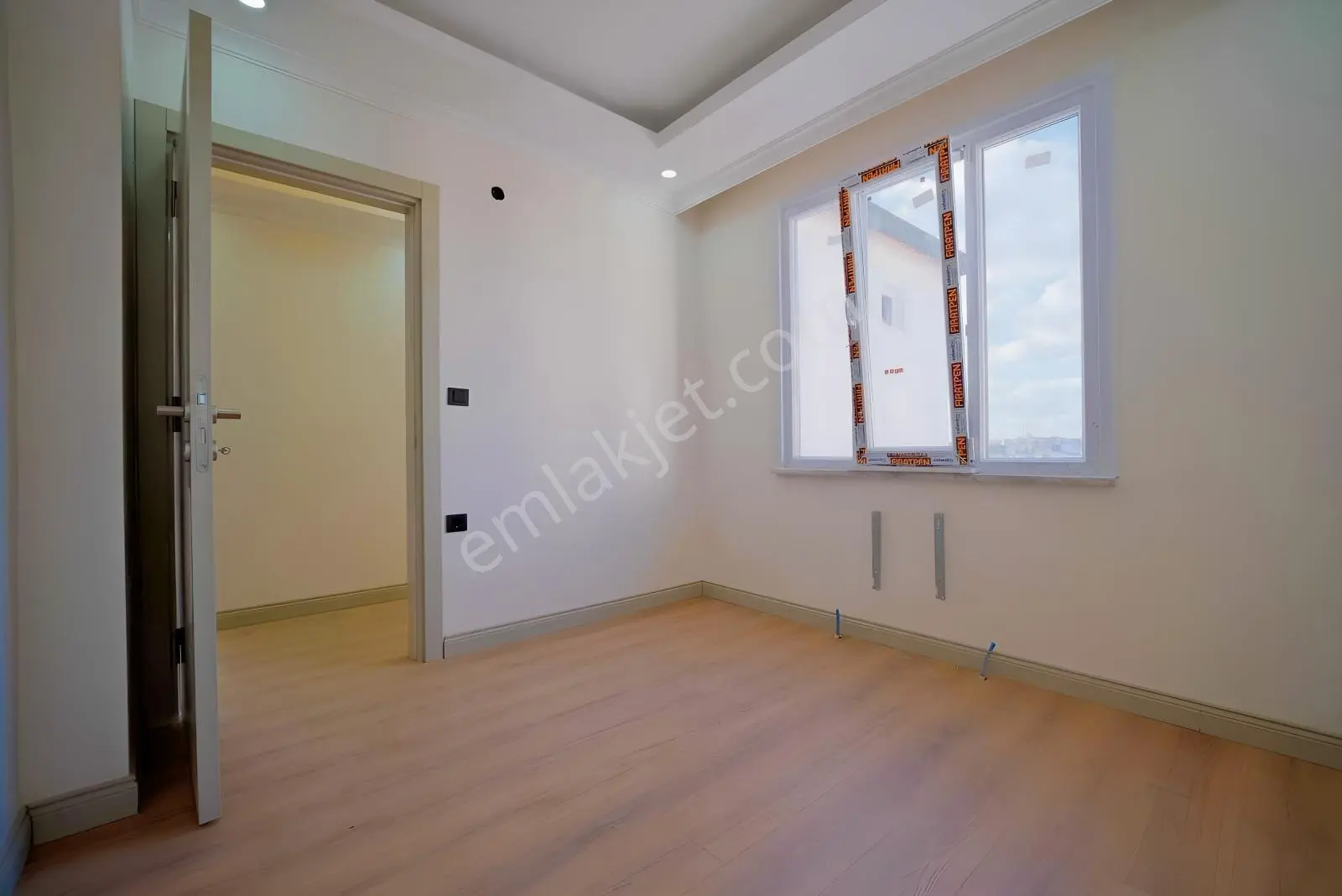 Merkeze Yürüme Mesafesinde | Kapalı Otoparklı, Yalıtımlı 2+1 — fotoğraf 23