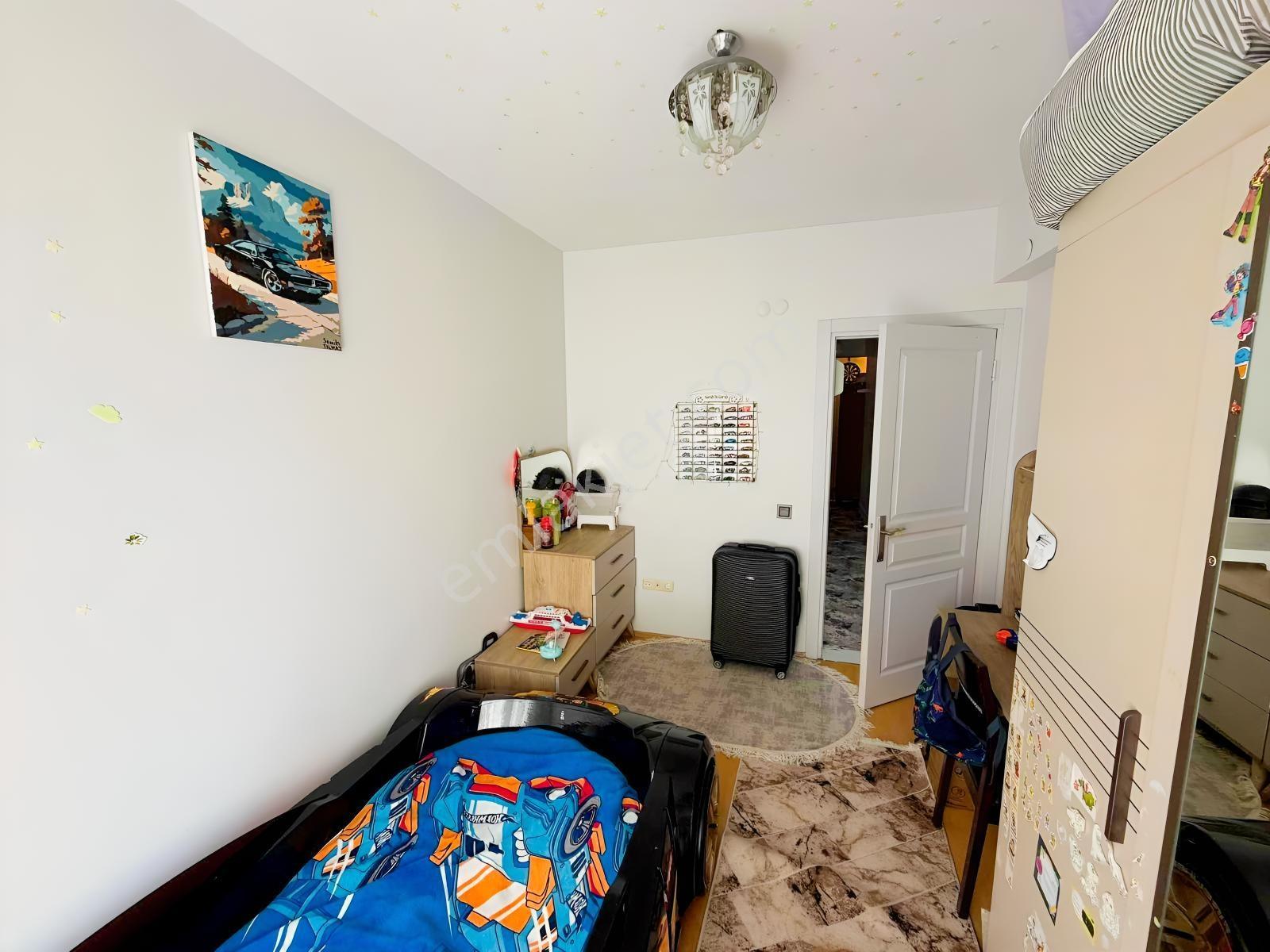 Geyve Alifuatpaşa Semiks Sitesinde 120 M² Net 3+1 Satılık Daire — fotoğraf 5