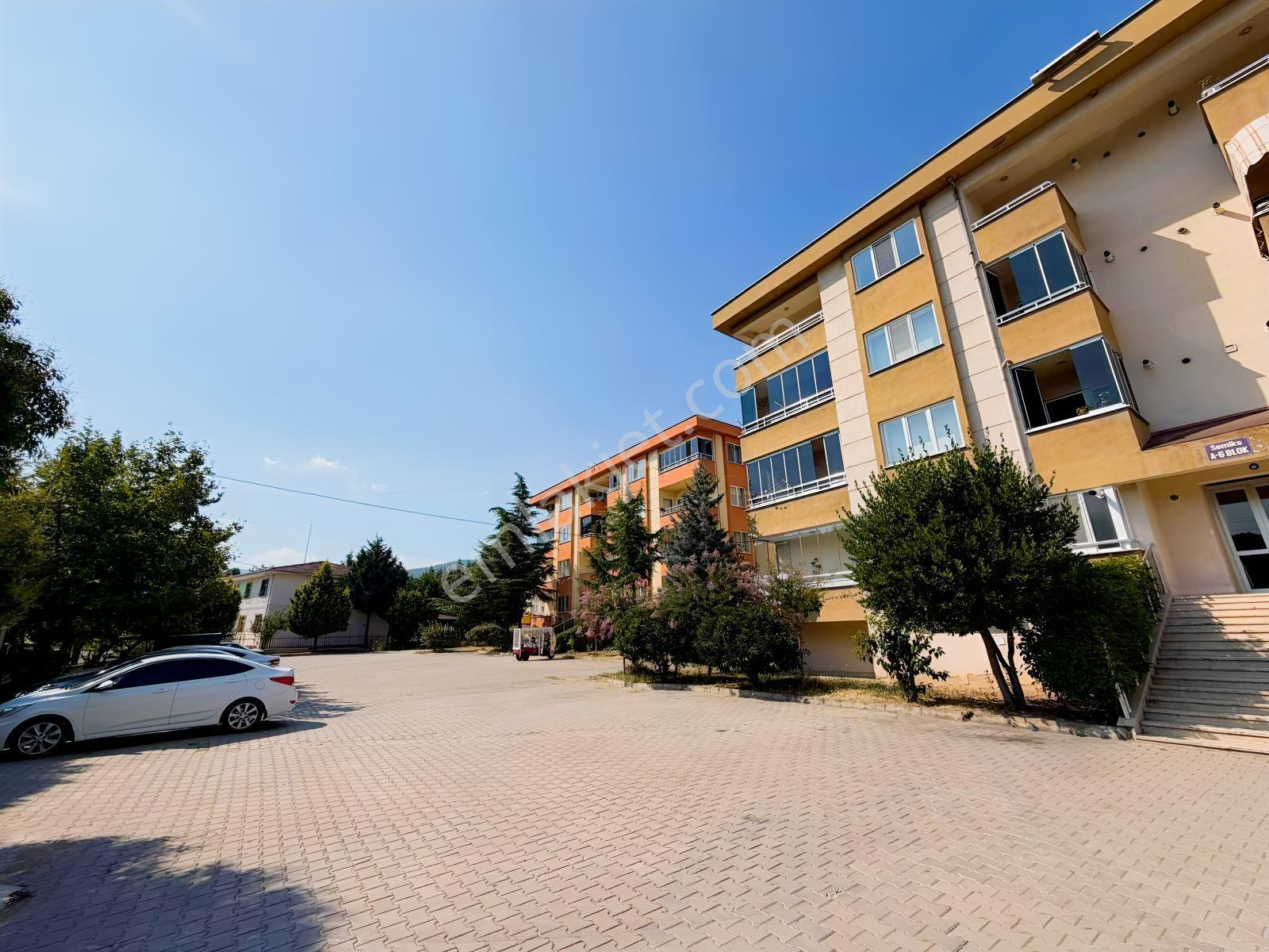 Geyve Alifuatpaşa Semiks Sitesinde 120 M² Net 3+1 Satılık Daire — fotoğraf 14
