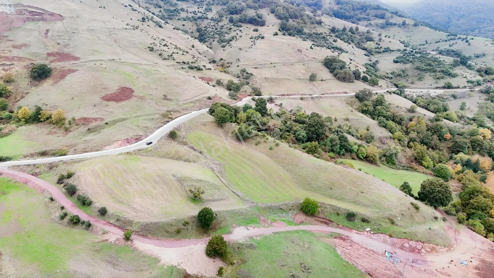 Rota'dan Kızderbent'te Asfalta Cephe Satılık 4.572m2 %5li Arazi! — fotoğraf 13