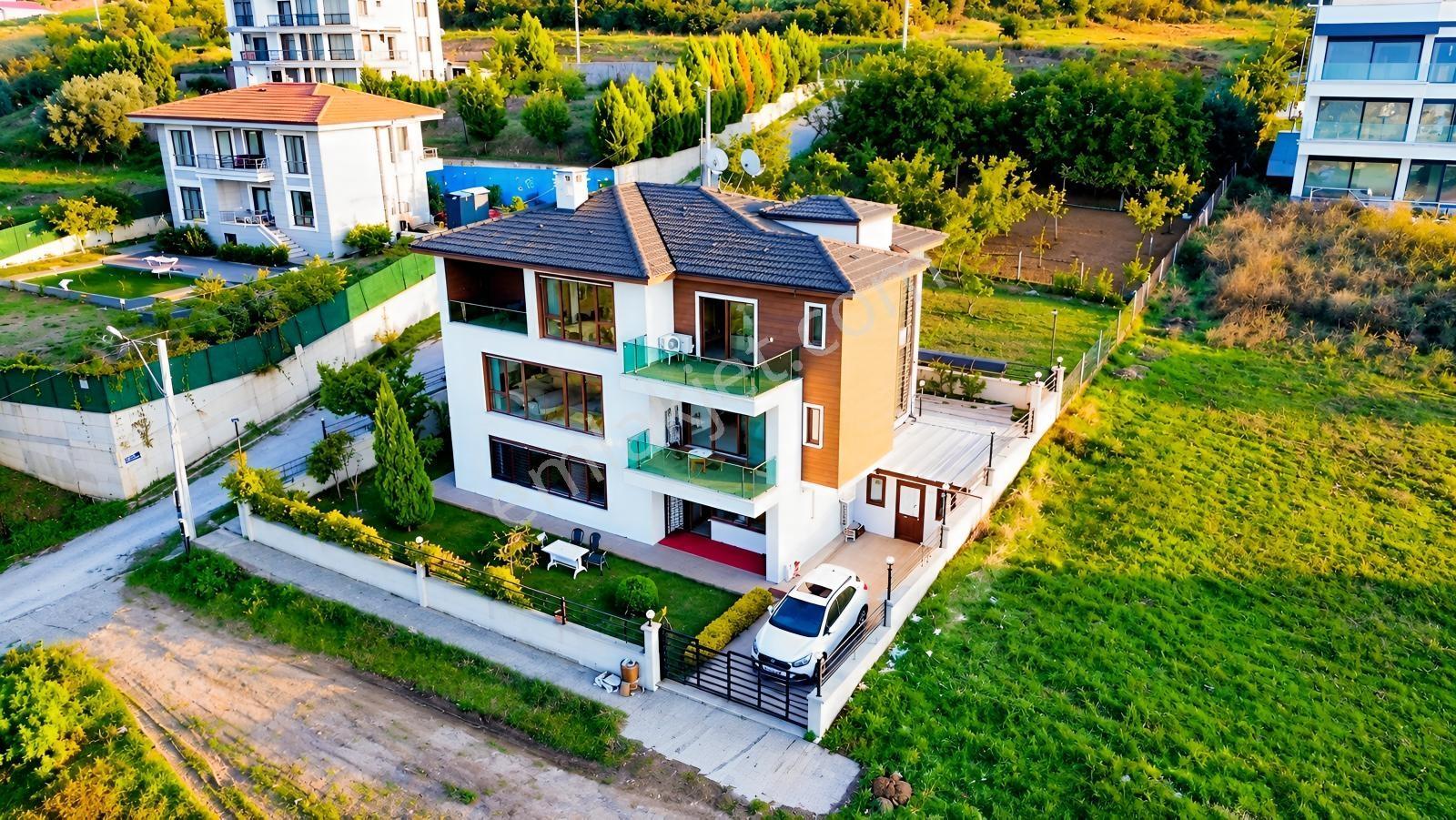 Furkan Demir'den Karamürsel Kayacık'ta Satılık Ultra Lüks Villa — fotoğraf 4