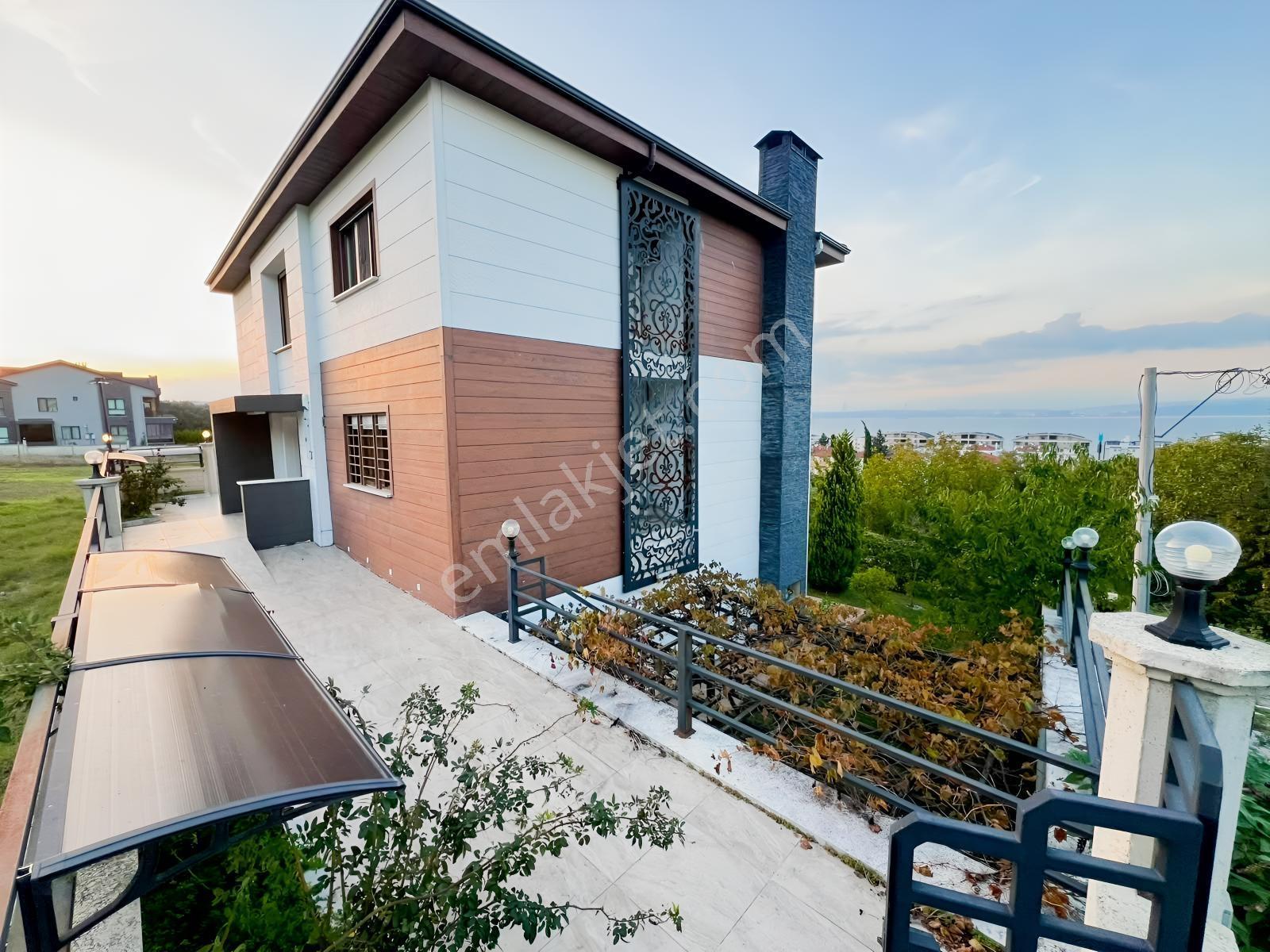 Furkan Demir'den Karamürsel Kayacık'ta Satılık Ultra Lüks Villa — fotoğraf 35