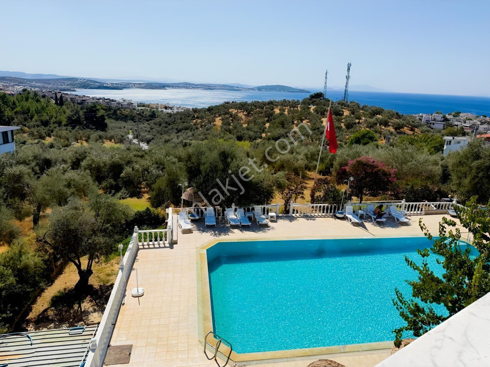 Bm Real Estate Muhteşem Deniz Manzaralı 3+1 Tripleks Villa — fotoğraf 2