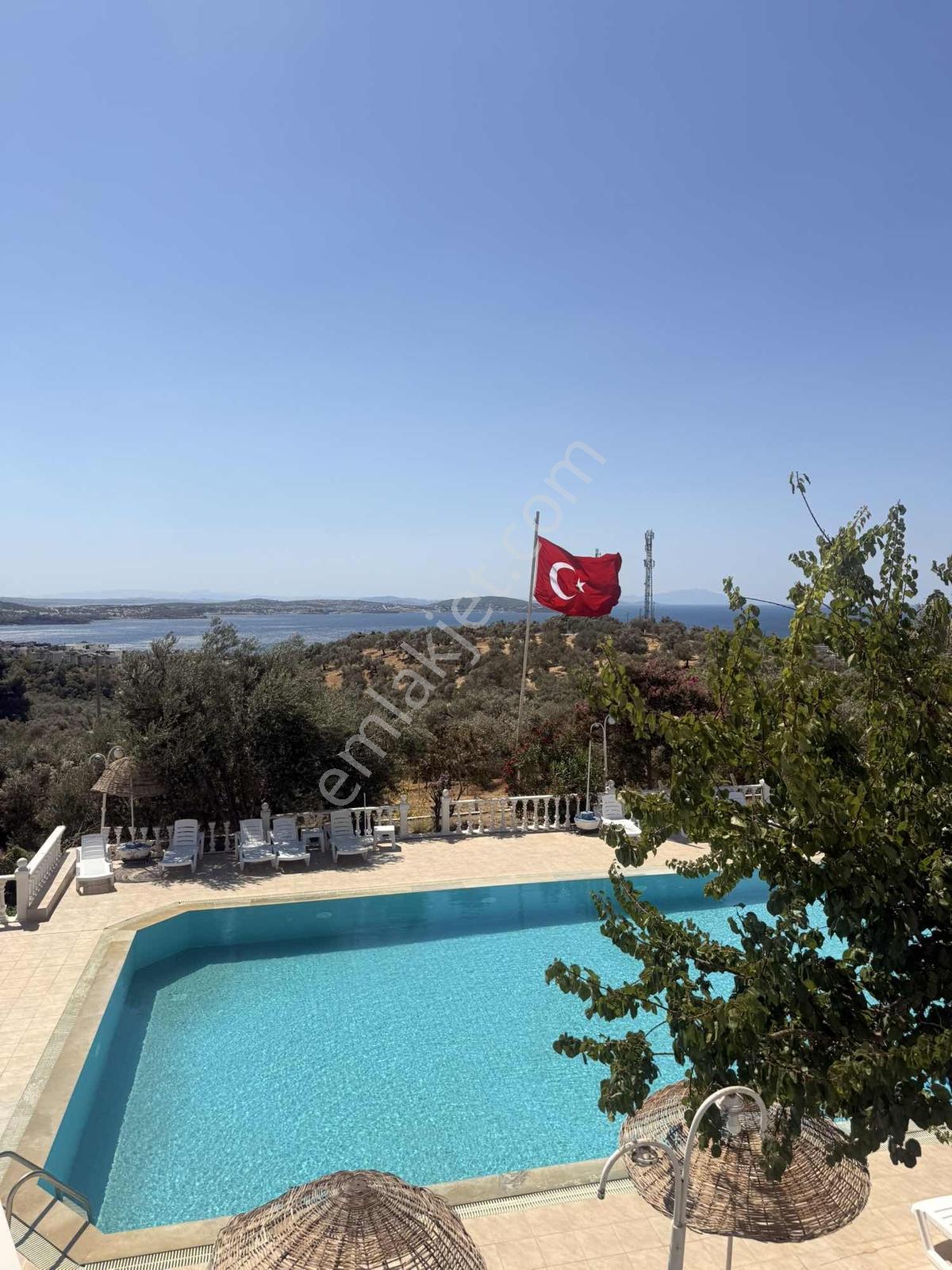 Bm Real Estate Muhteşem Deniz Manzaralı 3+1 Tripleks Villa — fotoğraf 25