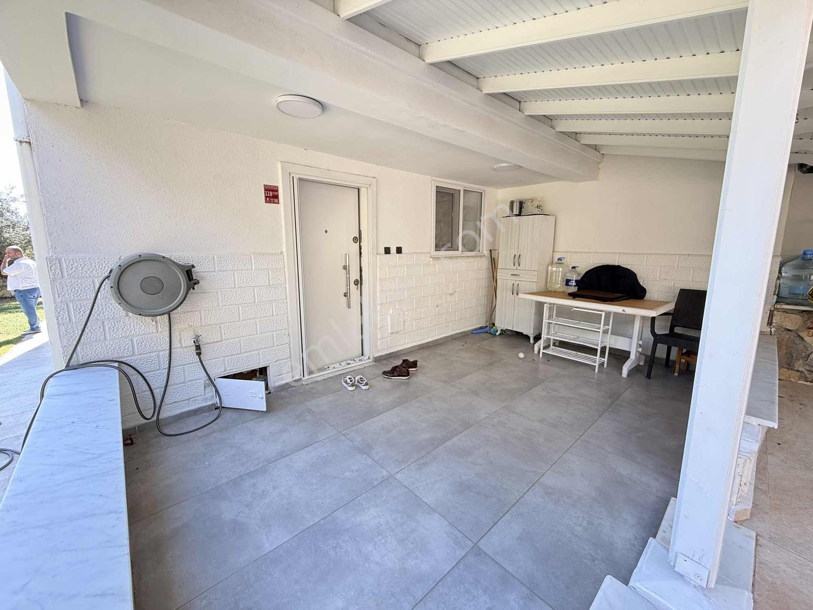 Bm Real Estate Muhteşem Deniz Manzaralı 3+1 Tripleks Villa — fotoğraf 26