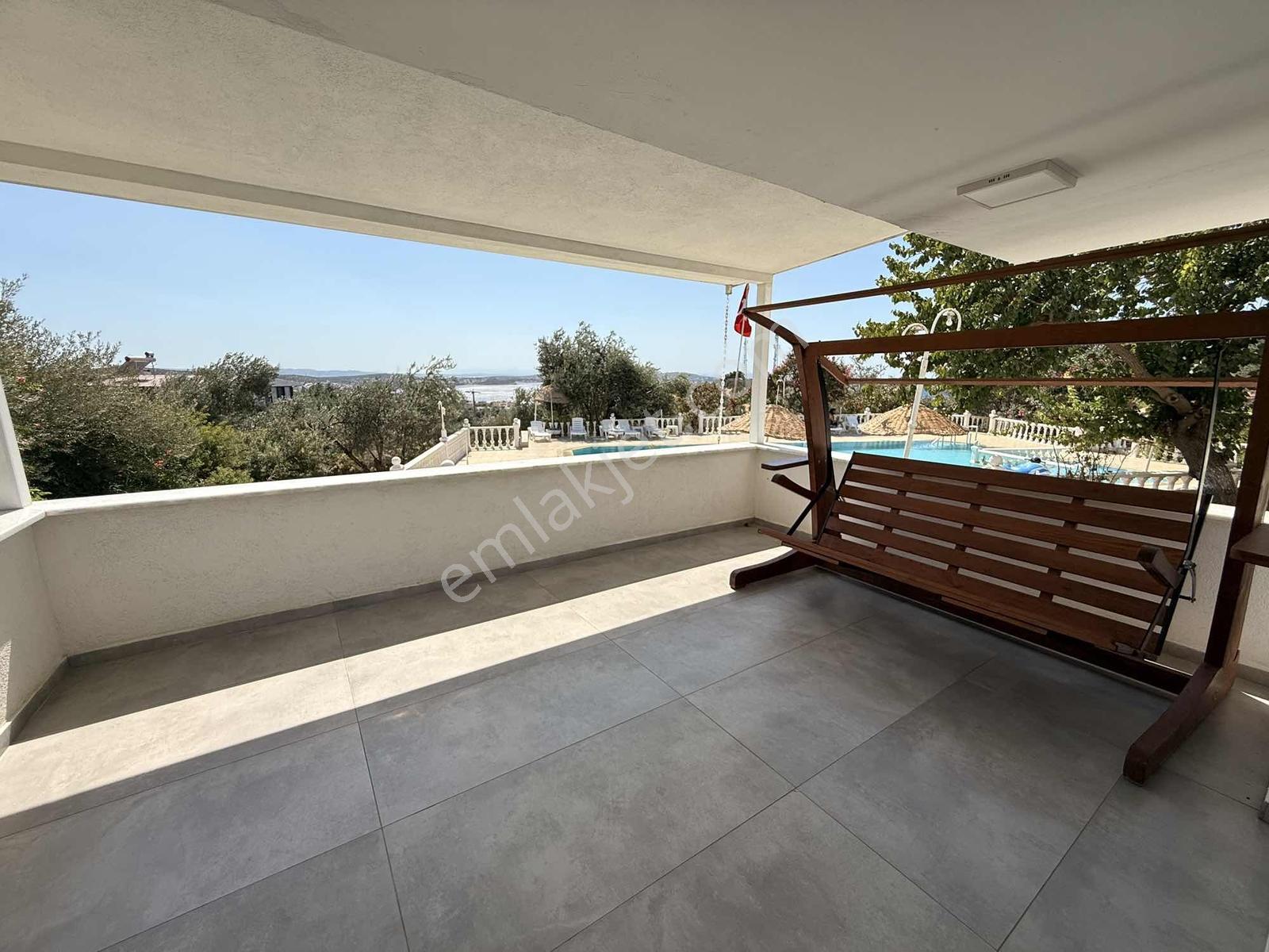 Bm Real Estate Muhteşem Deniz Manzaralı 3+1 Tripleks Villa — fotoğraf 32