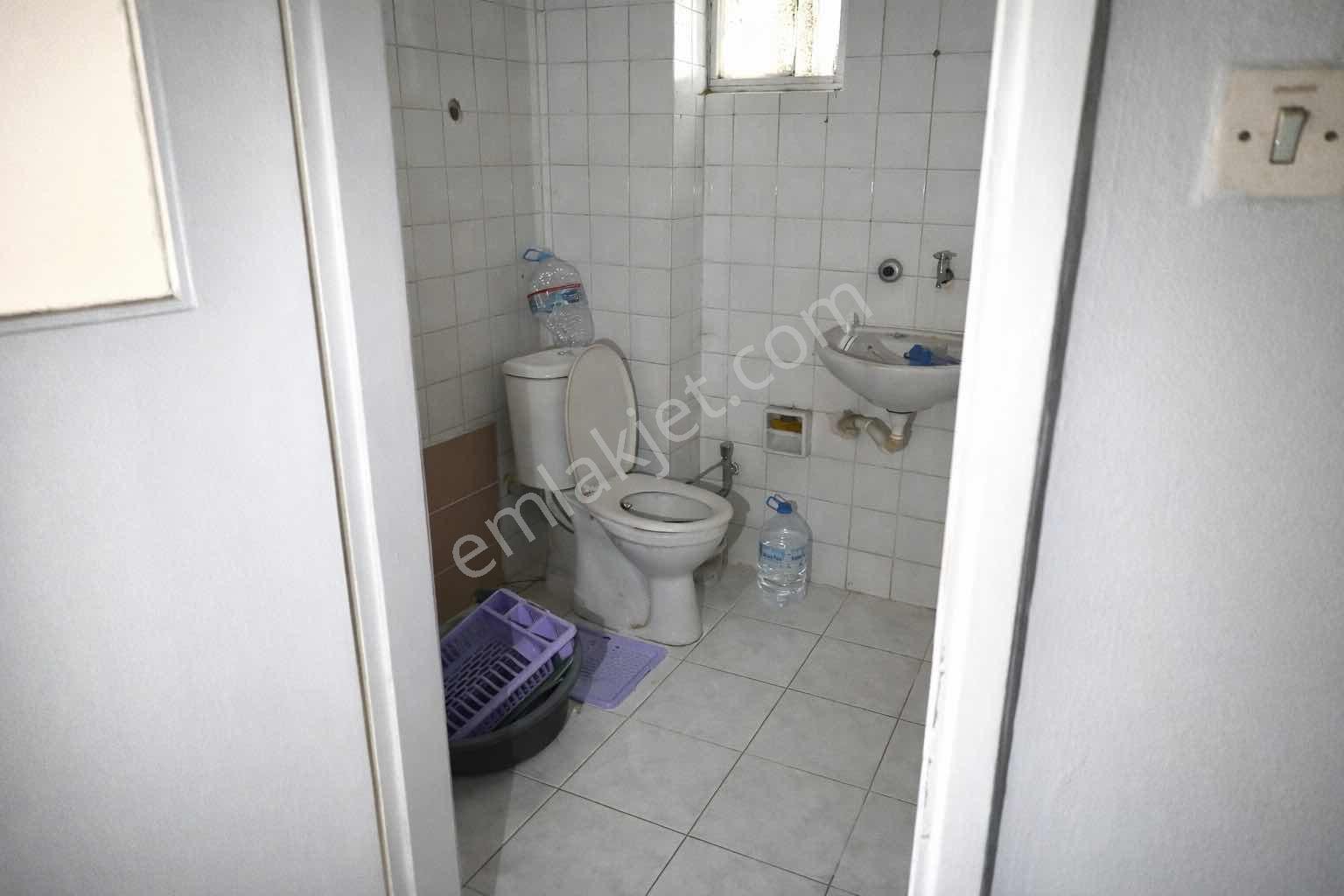 Bm Real Estate Altıparmak'ta Satılık 2+1 Asansörlü Daire — fotoğraf 5