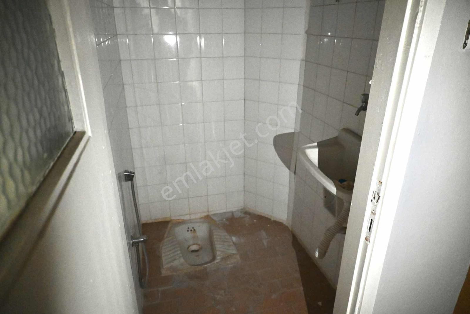 Bm Real Estate Altıparmak'ta Satılık 2+1 Asansörlü Daire — fotoğraf 9