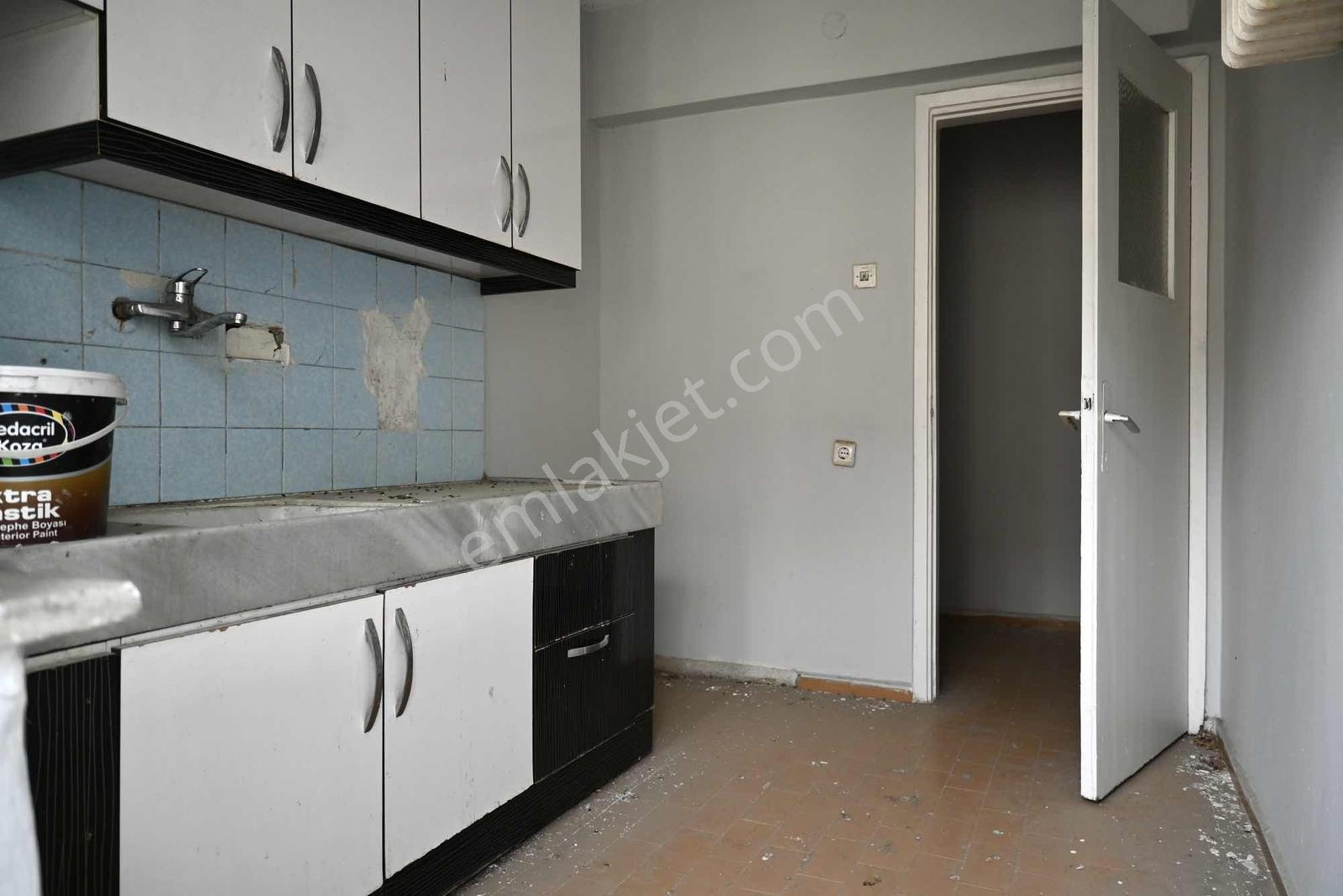 Bm Real Estate Altıparmak'ta Satılık 2+1 Asansörlü Daire — fotoğraf 13