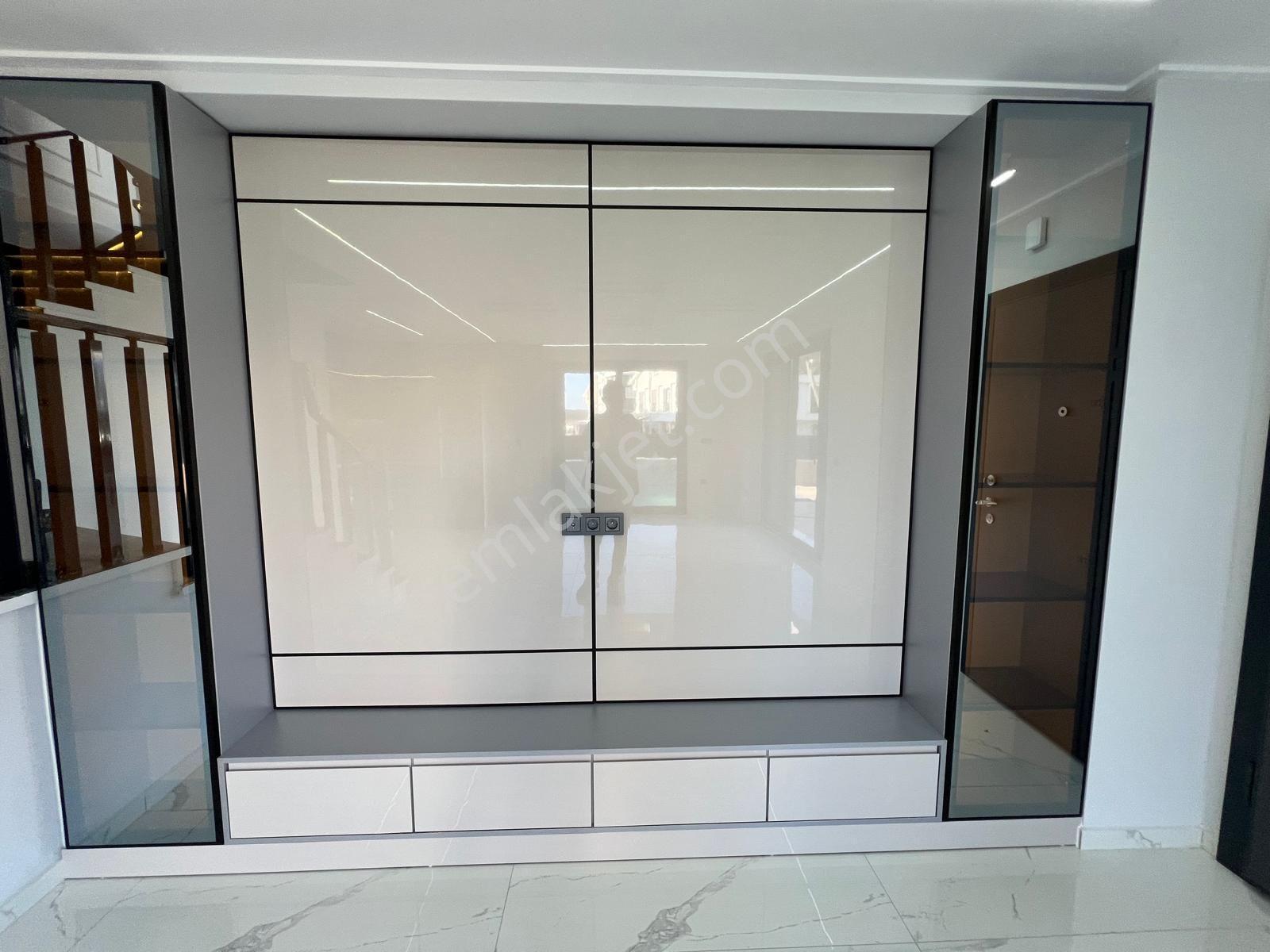 Didim Efeler Mahallesi'nde Havuzlu Satılık 3+1 Villa — fotoğraf 11