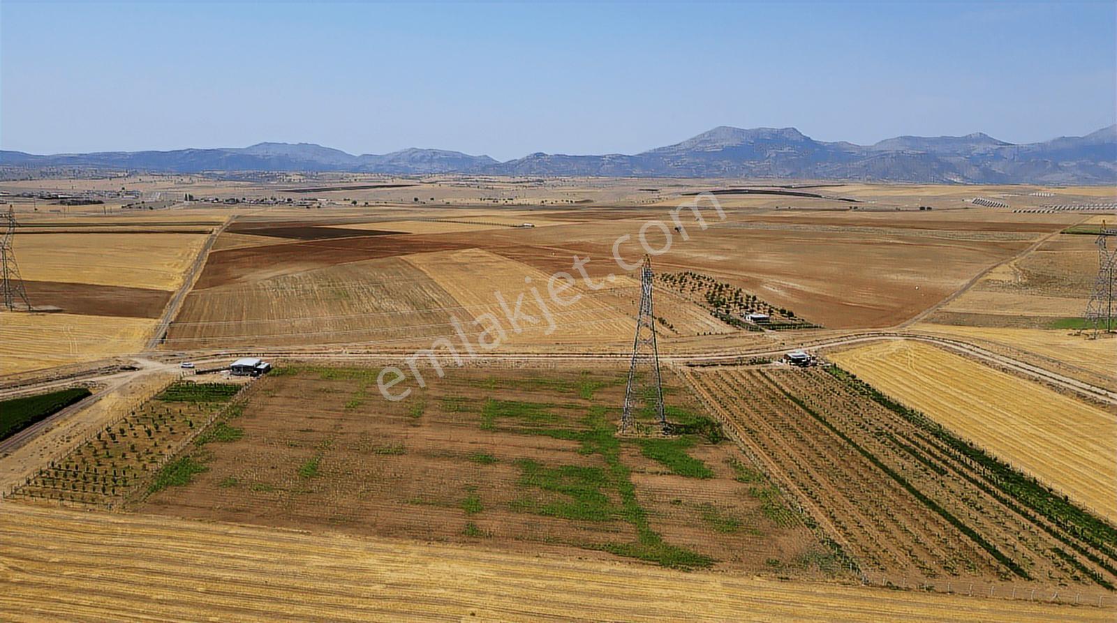 Esentepe'ye Yakın Konumda, 140mt Kanal Ve Yol Cep. Satılık Tarla — fotoğraf 7
