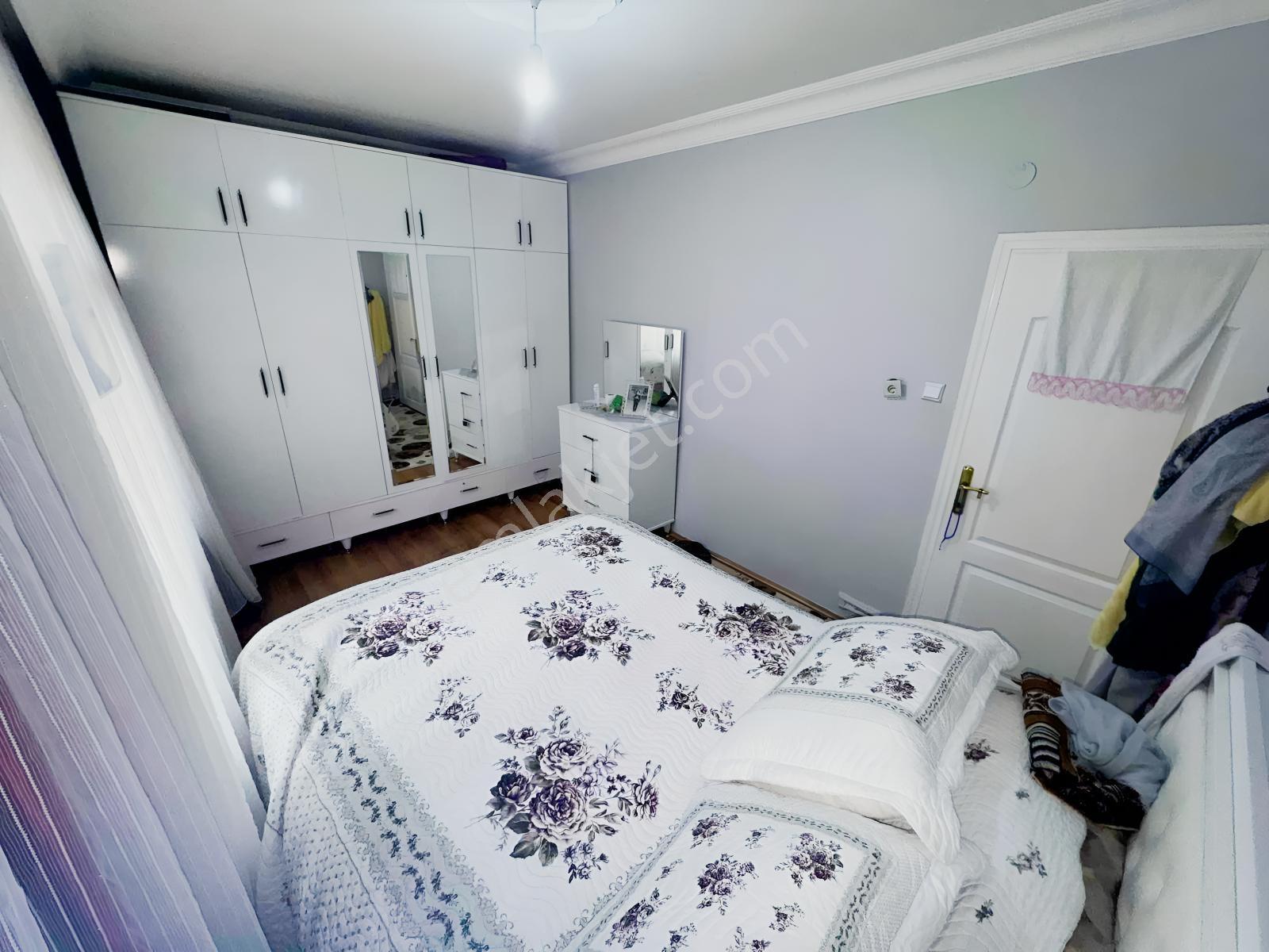 Zaferyapıdan Satılık Daire 3.kat 100m2 Hisseli 2000yapı Cebecimh — fotoğraf 9