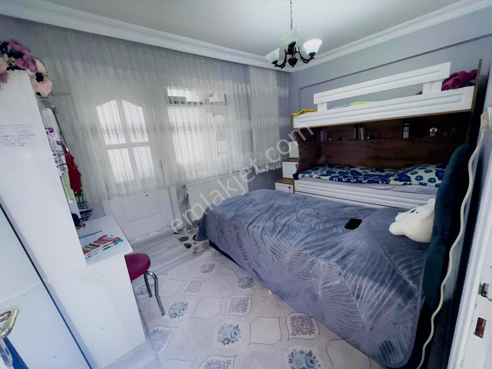 Zaferyapıdan Satılık Daire 3.kat 100m2 Hisseli 2000yapı Cebecimh — fotoğraf 15