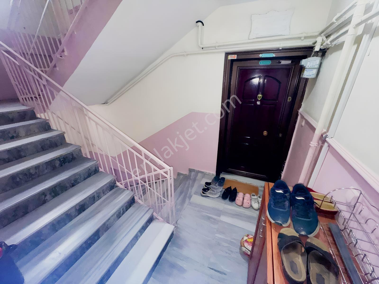 Zaferyapıdan Satılık Daire 3.kat 100m2 Hisseli 2000yapı Cebecimh — fotoğraf 31