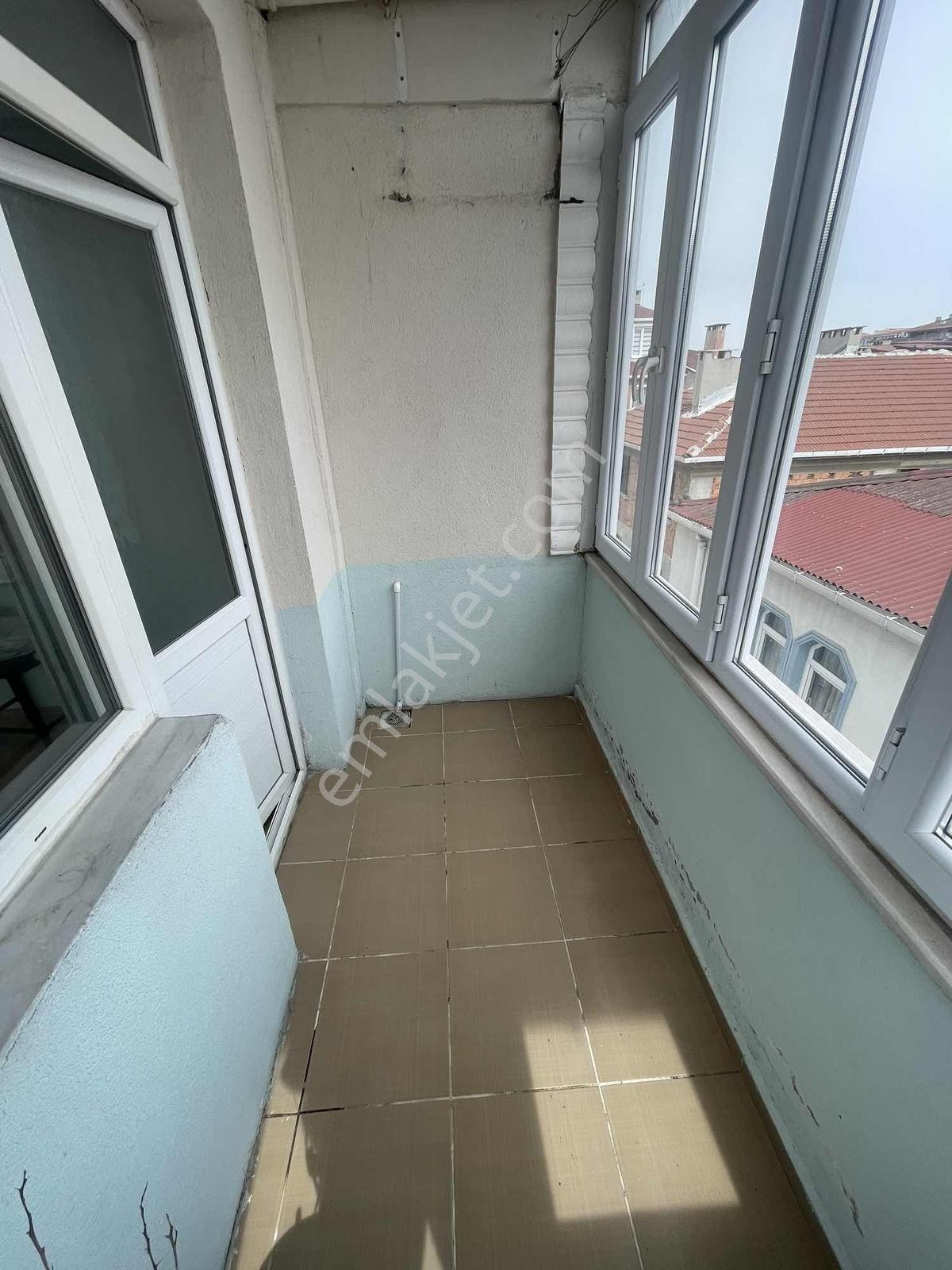 Delfa Yapı İnşaat 2 + 1 Acil Satılık 2.300.000 Tl — fotoğraf 3