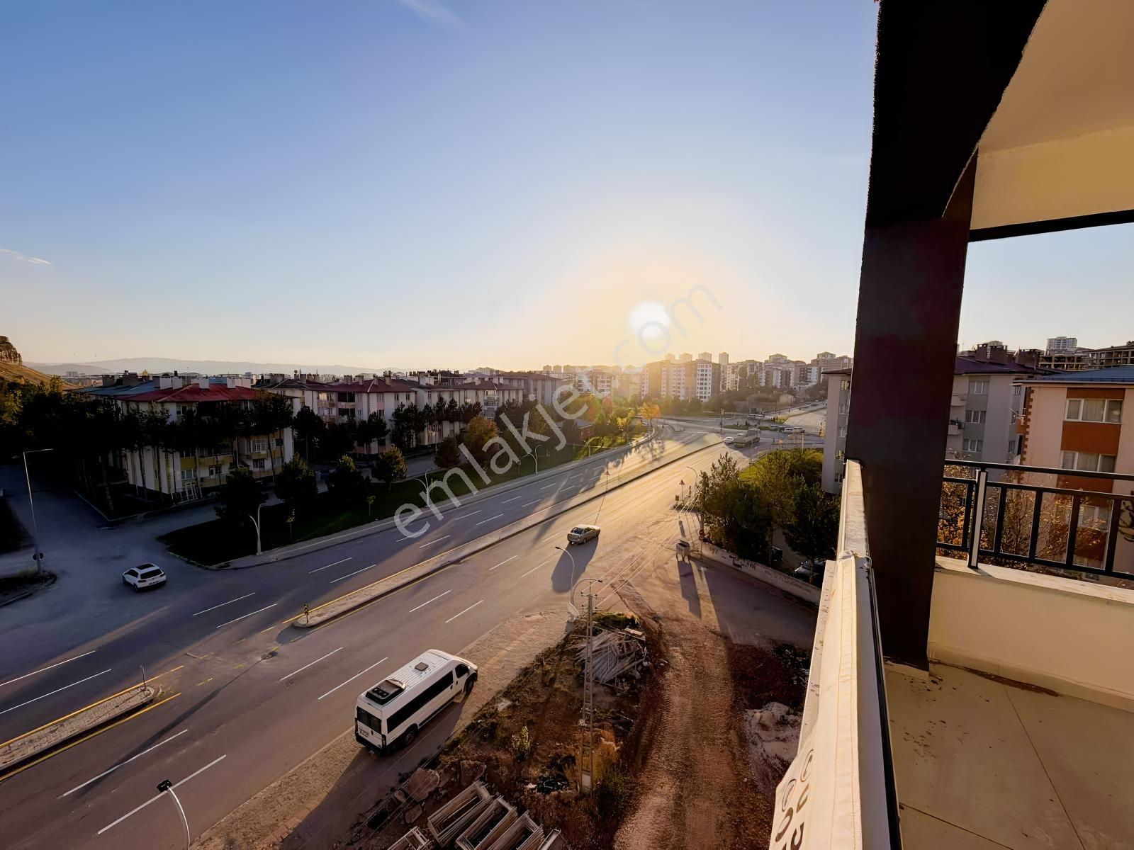 Sivas Ozan Emlak'tan Orhangazi'de Satılık 3,5+1 Sıfır Daire — fotoğraf 19