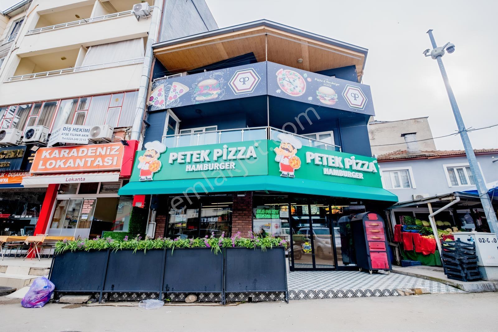 Remax Area Dan Bağlarbaşı Meydan Komple Satılık 5 Dükkan 3 Daire — fotoğraf 4
