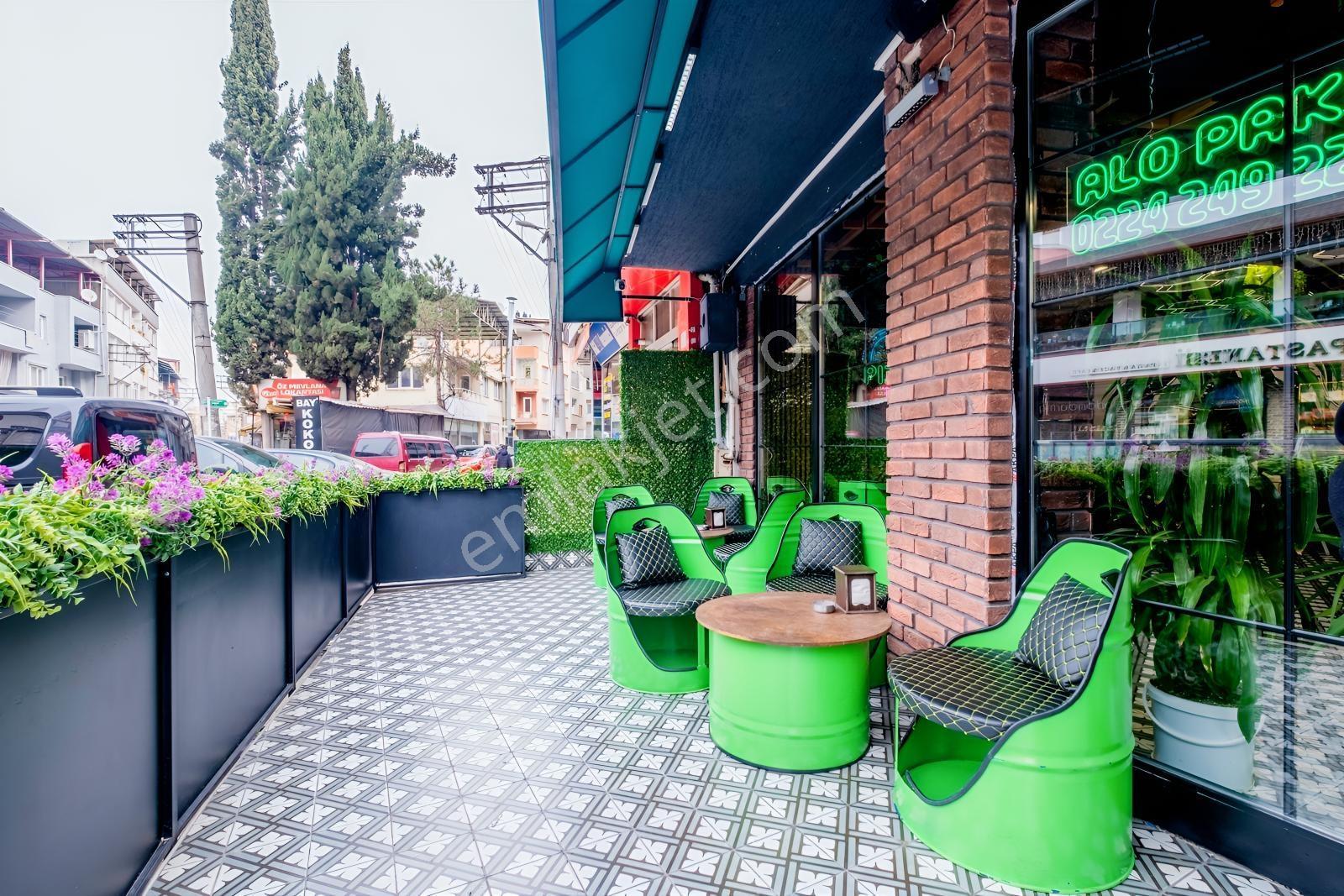 Remax Area Dan Bağlarbaşı Meydan Komple Satılık 5 Dükkan 3 Daire — fotoğraf 10