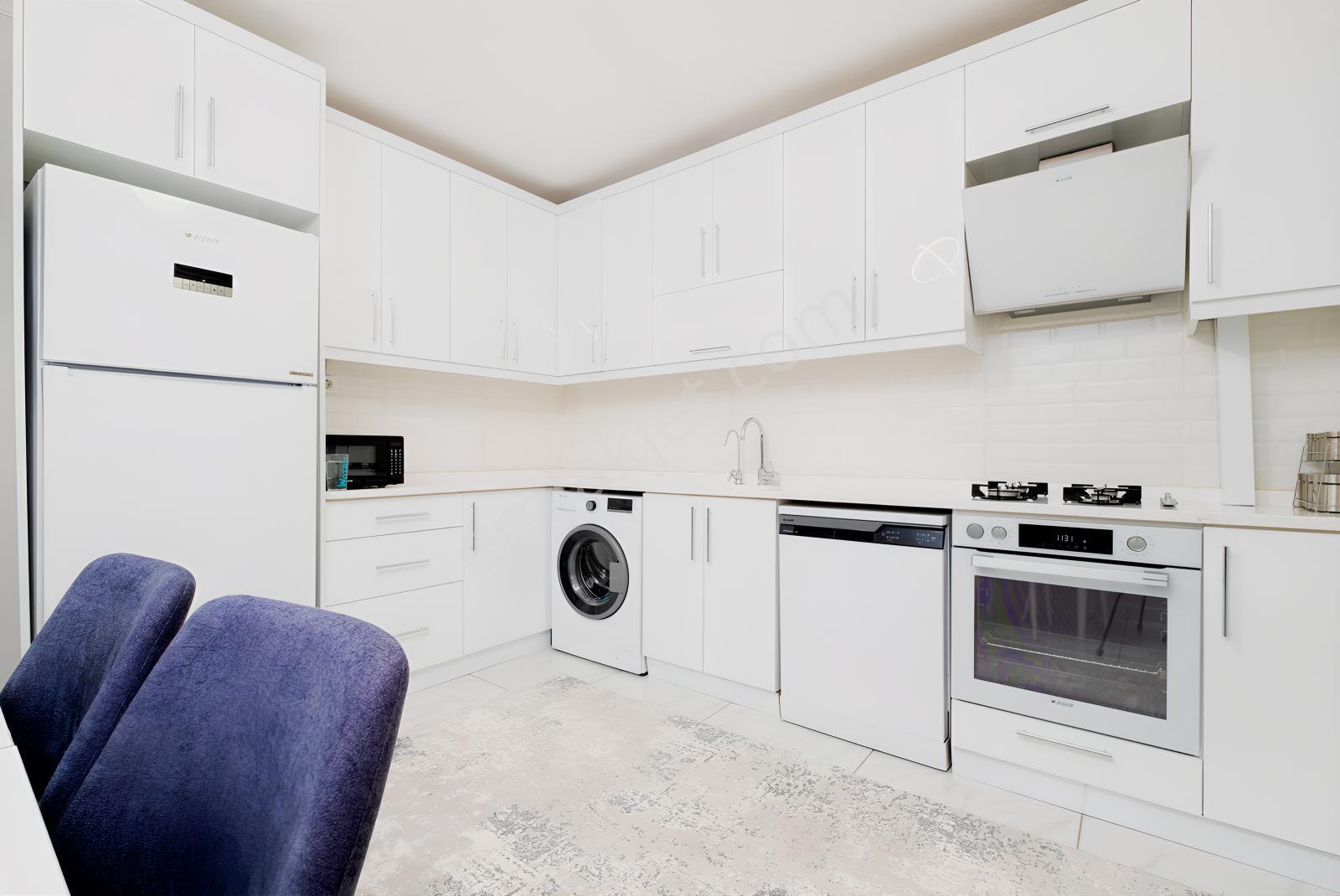 Remax Area Dan Bağlarbaşı Meydan Komple Satılık 5 Dükkan 3 Daire — fotoğraf 17