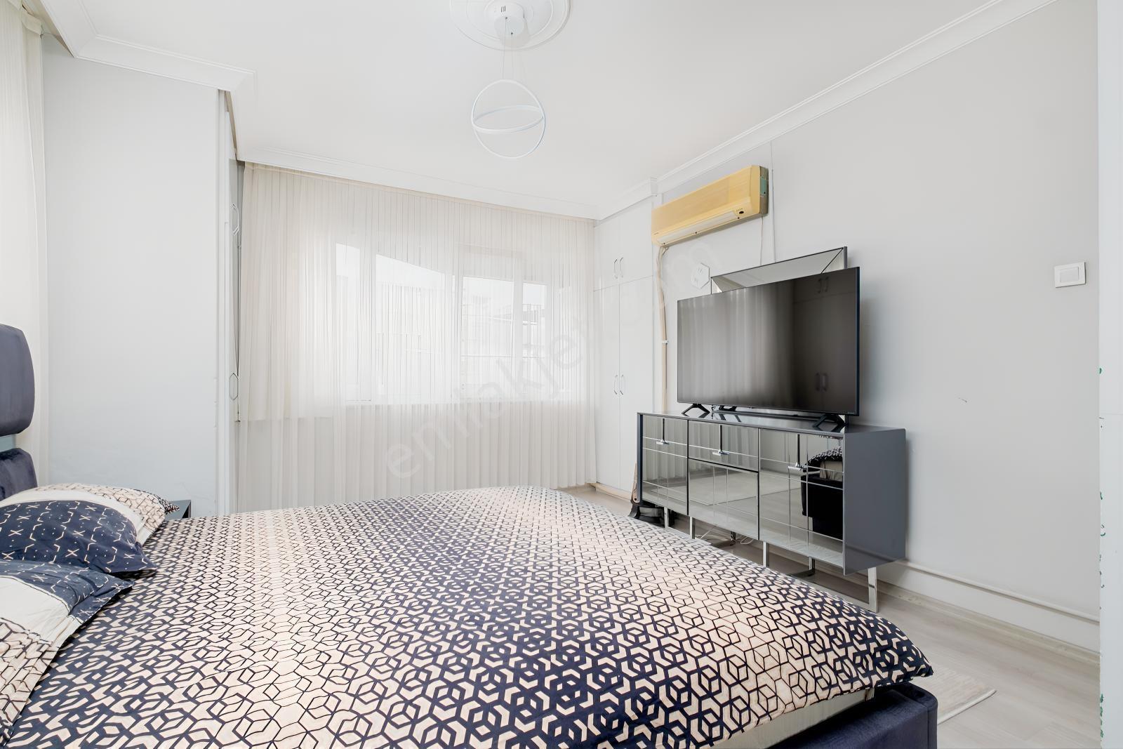 Remax Area Dan Bağlarbaşı Meydan Komple Satılık 5 Dükkan 3 Daire — fotoğraf 21