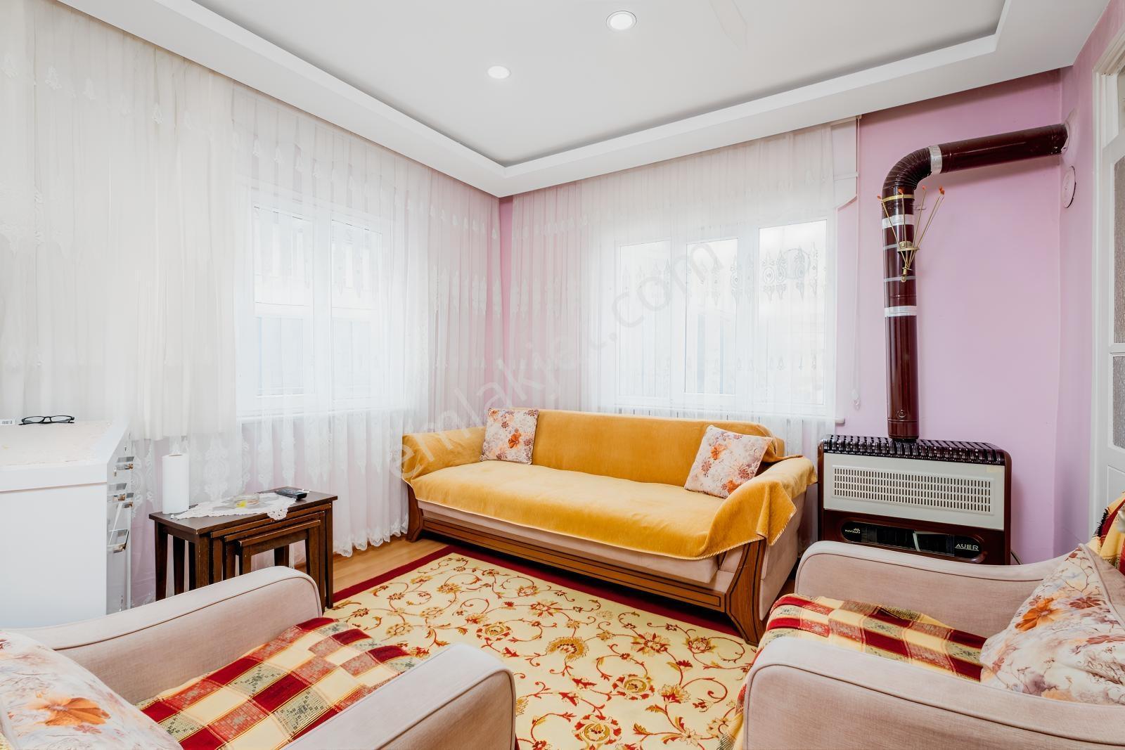Remax Area Dan Bağlarbaşı Meydan Komple Satılık 5 Dükkan 3 Daire — fotoğraf 23