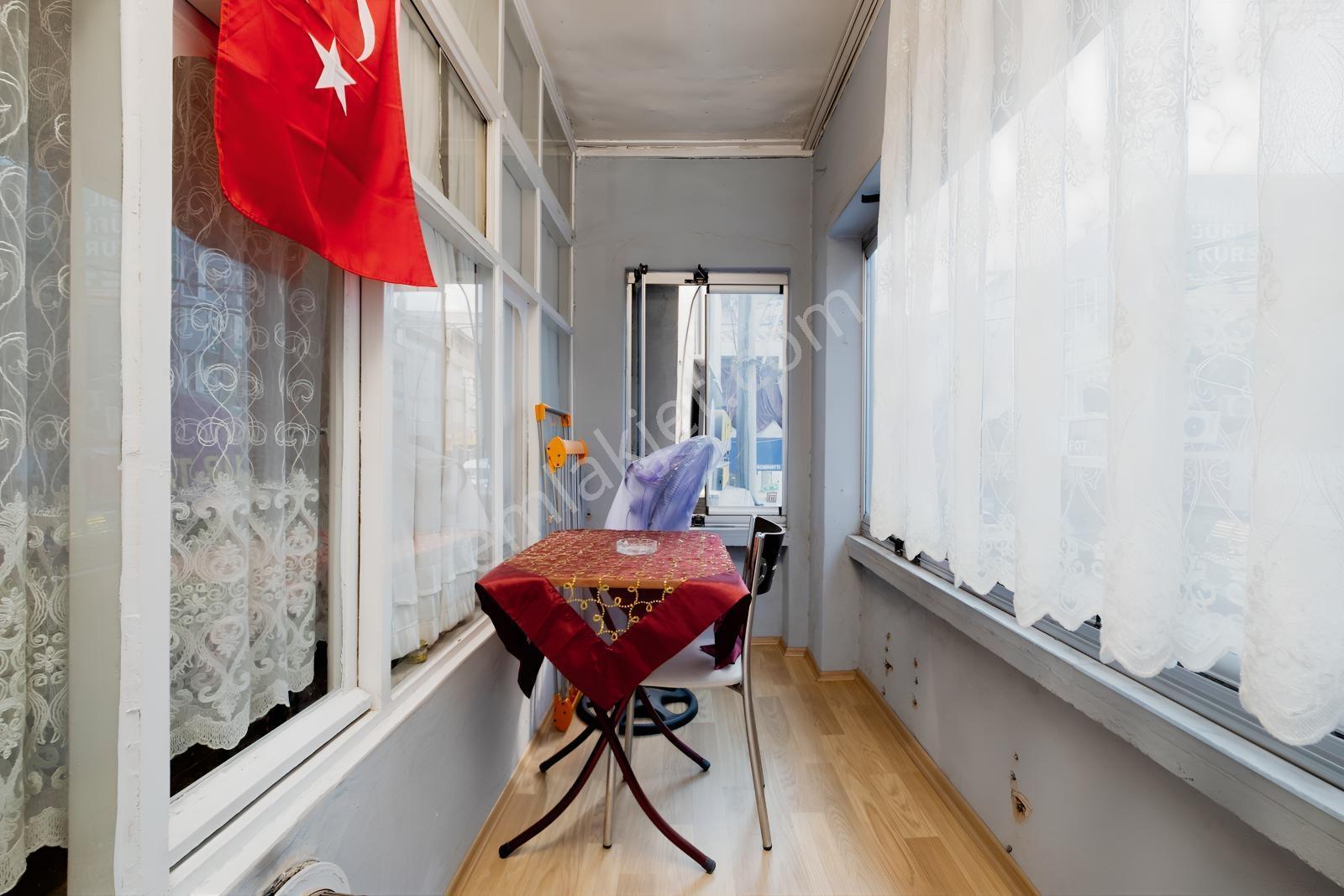 Remax Area Dan Bağlarbaşı Meydan Komple Satılık 5 Dükkan 3 Daire — fotoğraf 26