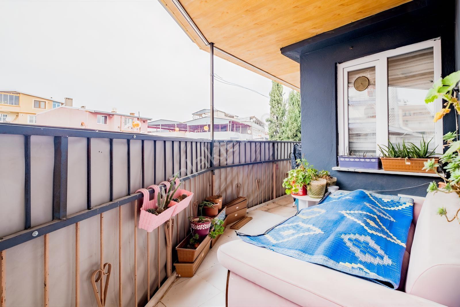 Remax Area Dan Bağlarbaşı Meydan Komple Satılık 5 Dükkan 3 Daire — fotoğraf 29