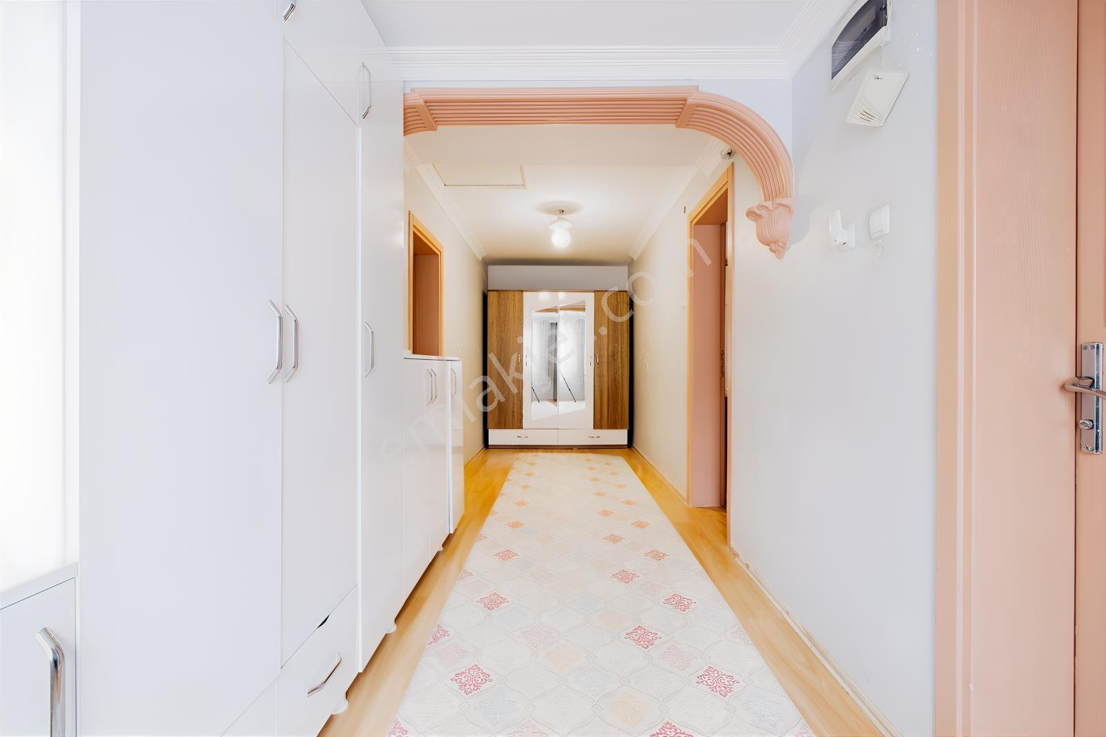 Remax Area Dan Bağlarbaşı Meydan Komple Satılık 5 Dükkan 3 Daire — fotoğraf 30
