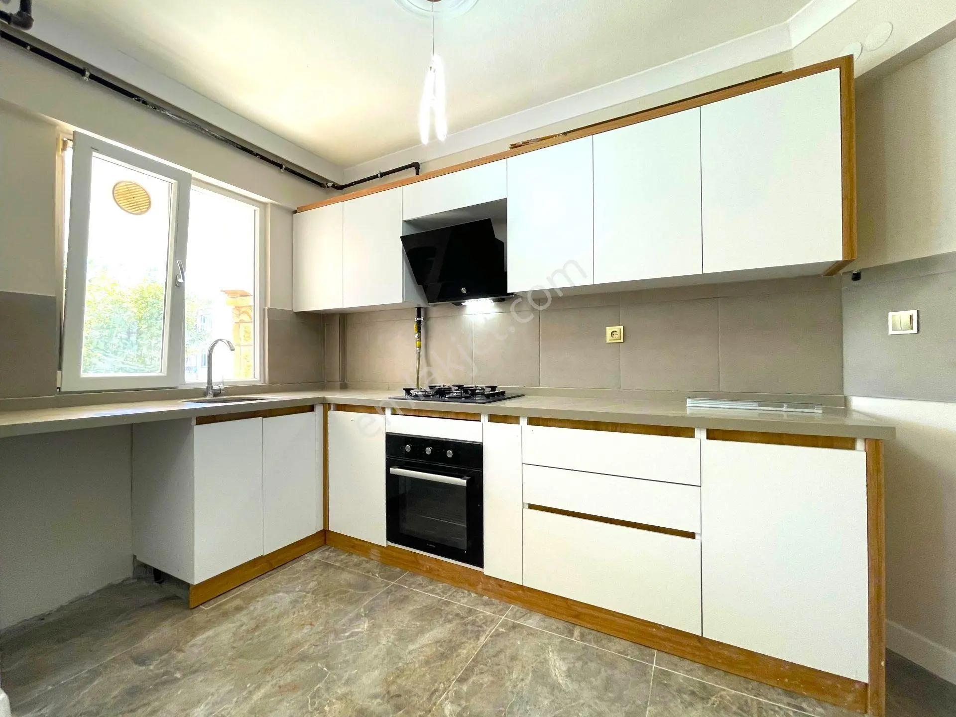 𝄞melodi'den Doktorlar Sitesi Civarında 3+1 Ön Cephe Arakat Ayrı Mutfaklı Barbekülü Daire — fotoğraf 10