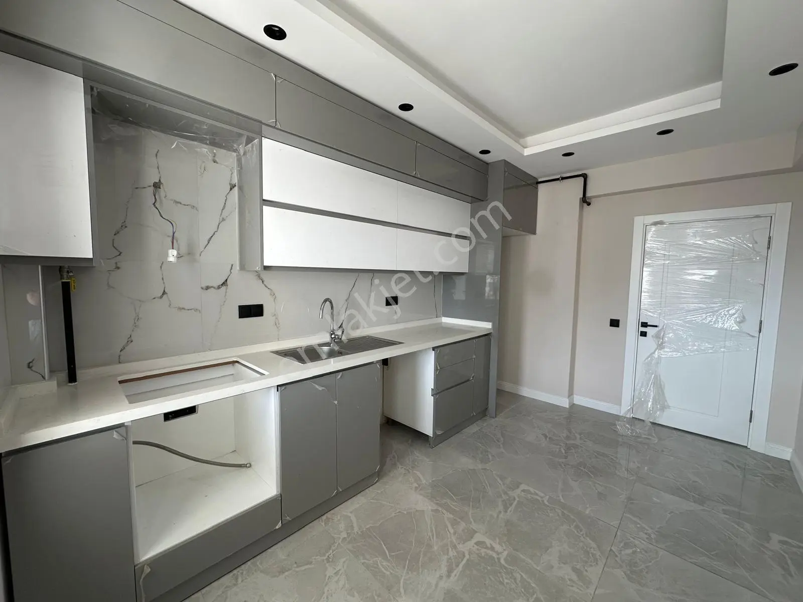 Konyaaltı Sarisu Sıfır 3+1 Kombili / Ayrı Mutfaklı / 2 Banyo İçi Sıfır Satılık Daire — fotoğraf 9