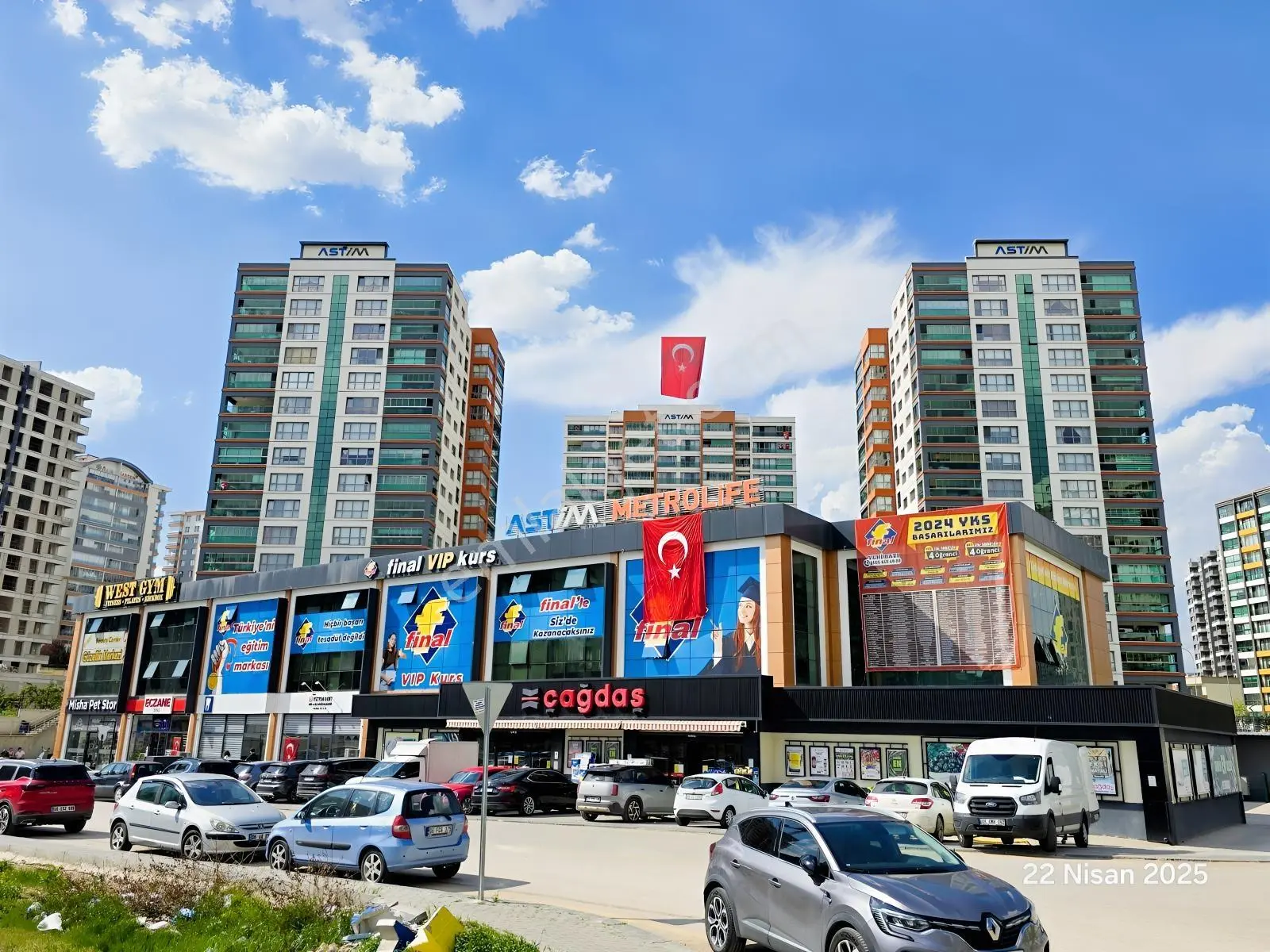 Batıkent Cumhuriyet Mah. Astim Metrolife Lüks Satılık 3+1