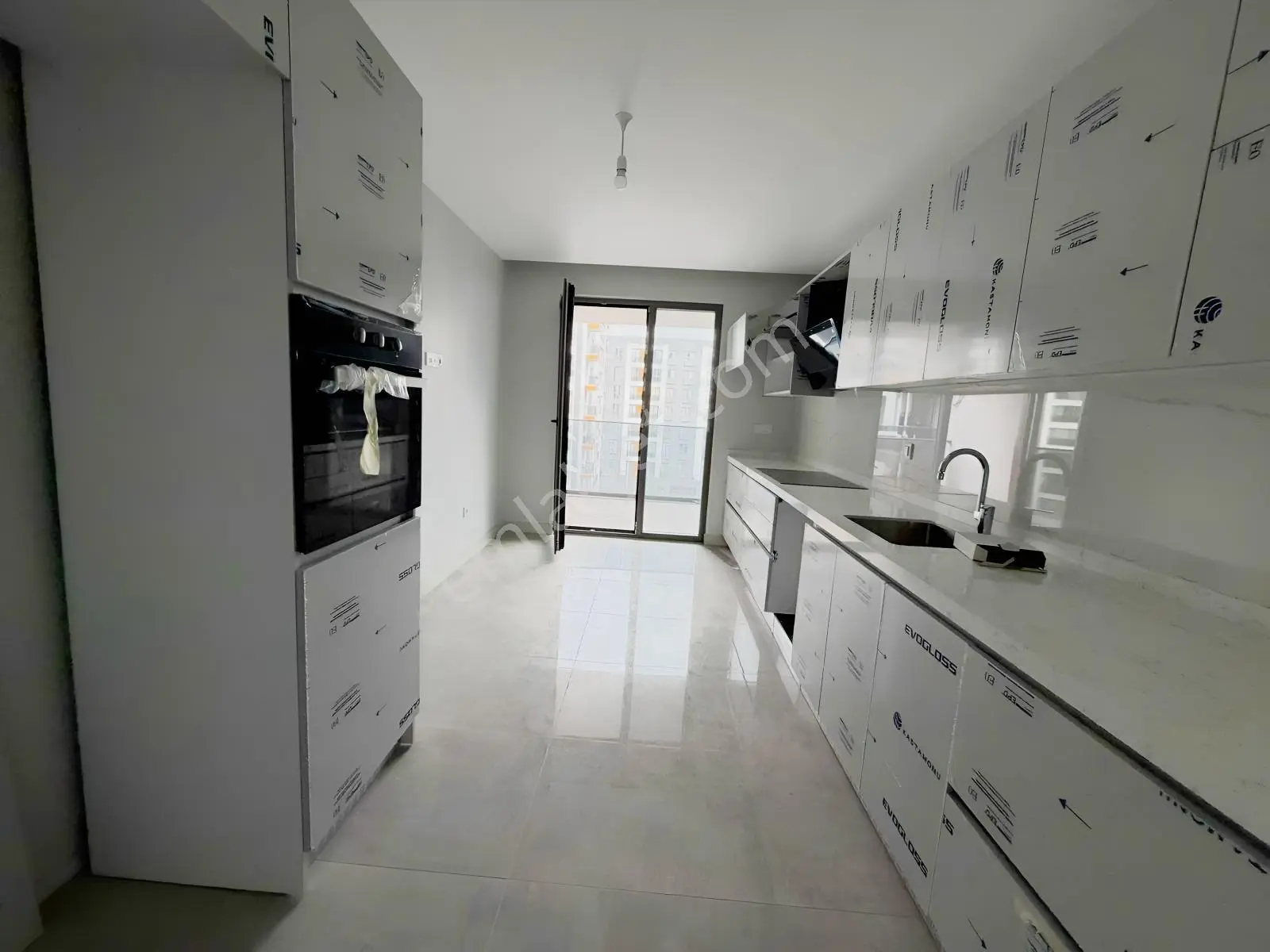 Siltaş Premiumda Satılık 4.kat Boş- Net 150m2 4+1 Ultralüx — fotoğraf 17
