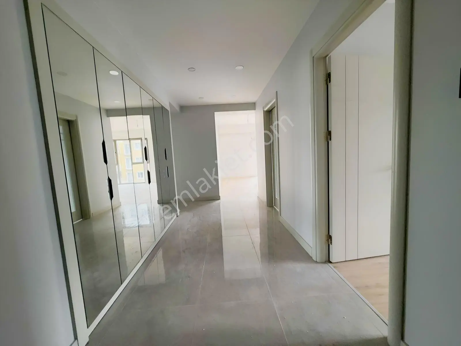 Siltaş Premiumda Satılık 4.kat Boş- Net 150m2 4+1 Ultralüx — fotoğraf 33