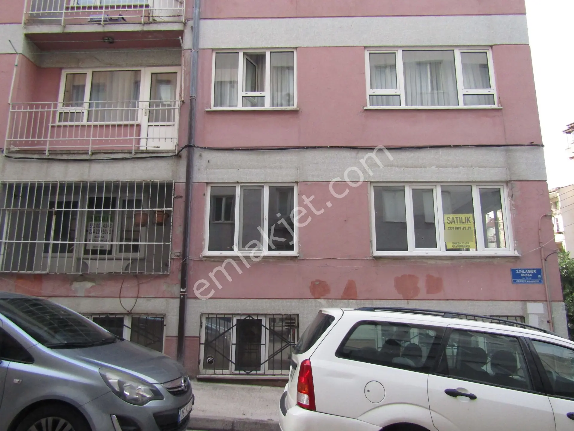 Yıldrım Umurbey Mh.çimen Caddesi 3+1 120m2 1.arakat Satılık Daire 1.950.000tl — fotoğraf 3