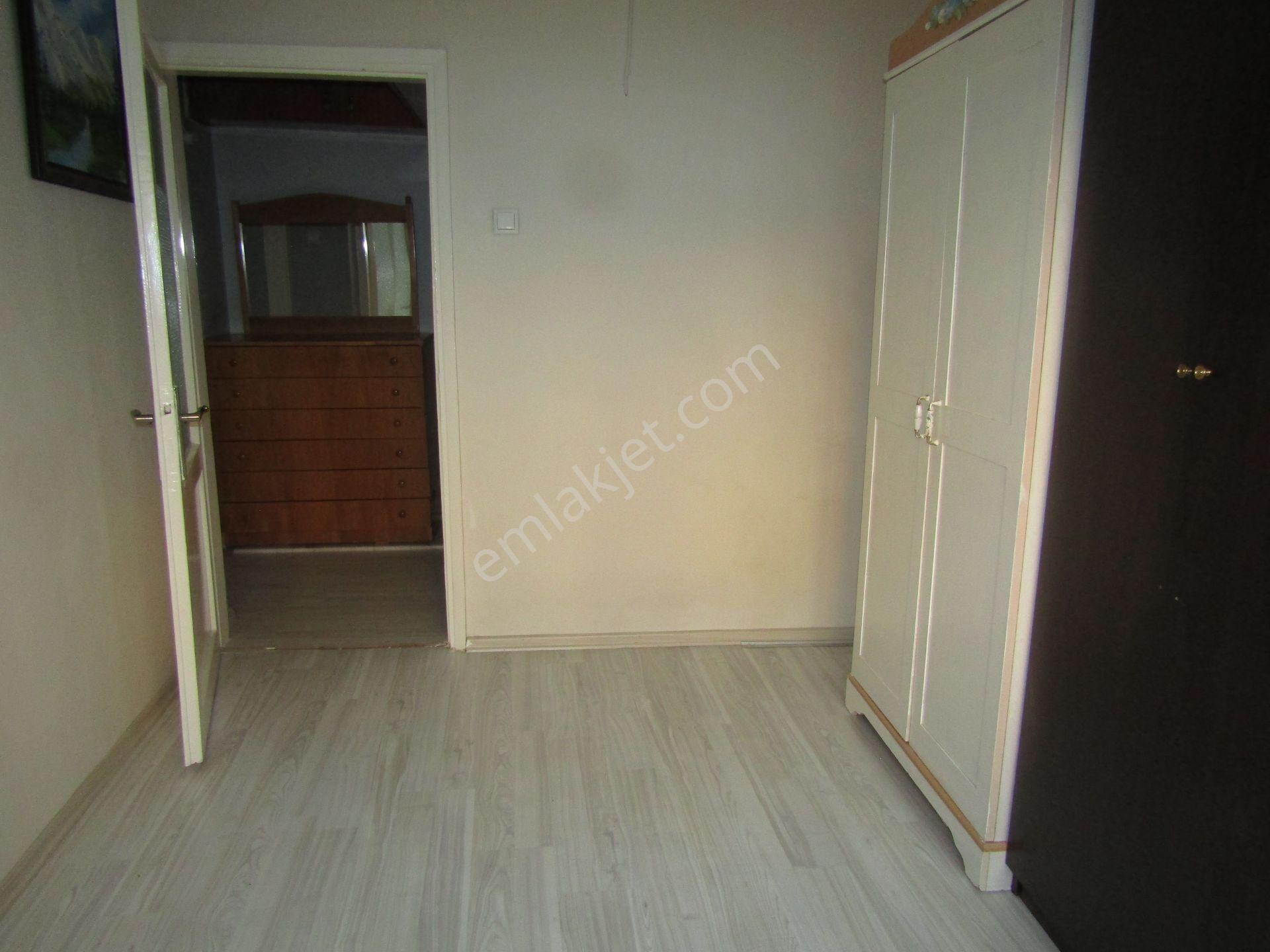 Yıldrım Umurbey Mh.çimen Caddesi 3+1 120m2 1.arakat Satılık Daire 1.950.000tl — fotoğraf 16