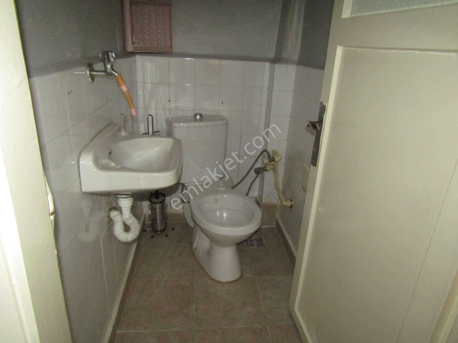 Yıldrım Umurbey Mh.çimen Caddesi 3+1 120m2 1.arakat Satılık Daire 1.950.000tl — fotoğraf 22