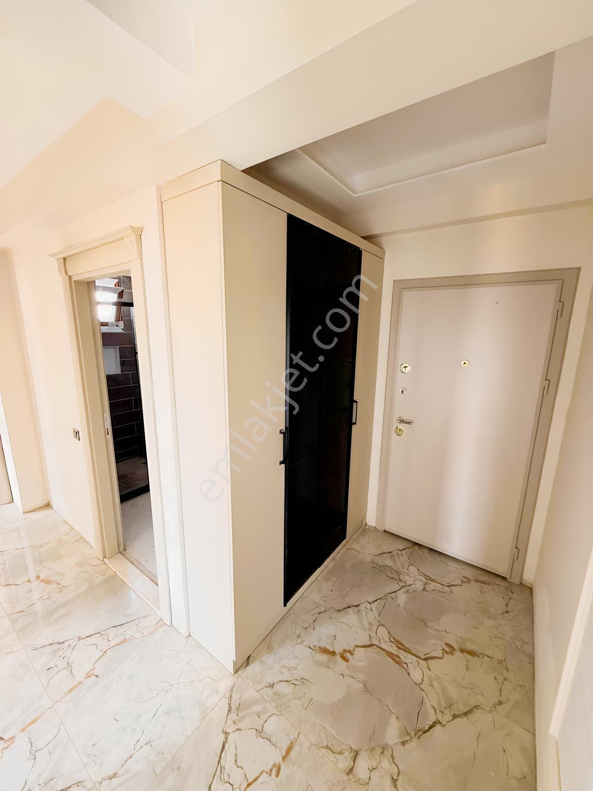 Atmacadan Yaşardoğu Caddesinde Satılık 2+1 Daire — fotoğraf 6