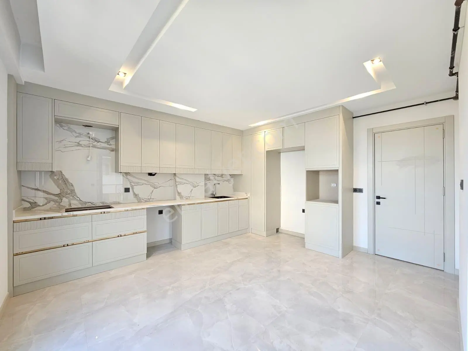 Denizli Çakmak Ta Harika Konumda 2+1 130 M2 Ebeveyn Banyolu Kaçırılmayacak Lüks Daire — fotoğraf 5