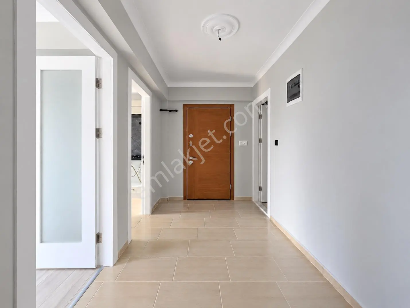 Flora'da Huzur Manzaralı Köşe Konumlu Arakat 3+1 Satılık Daire — fotoğraf 9