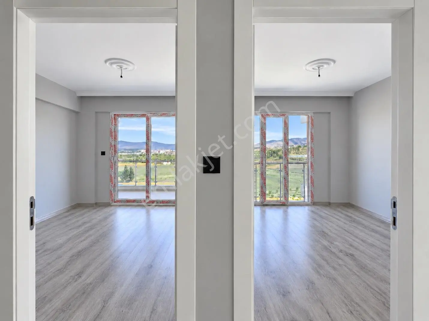 Flora'da Huzur Manzaralı Köşe Konumlu Arakat 3+1 Satılık Daire — fotoğraf 20