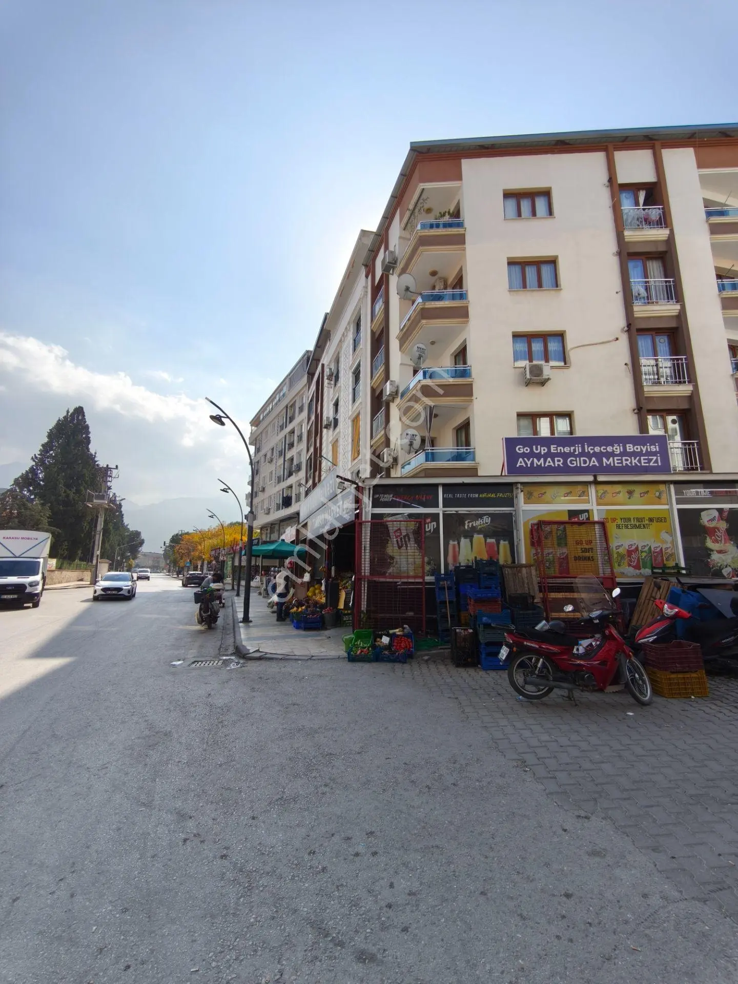 Manisa 50.yıl Mh.3+1 Ara Kat Asansörlü Cadde Üzeri Satılık Daire — fotoğraf 3