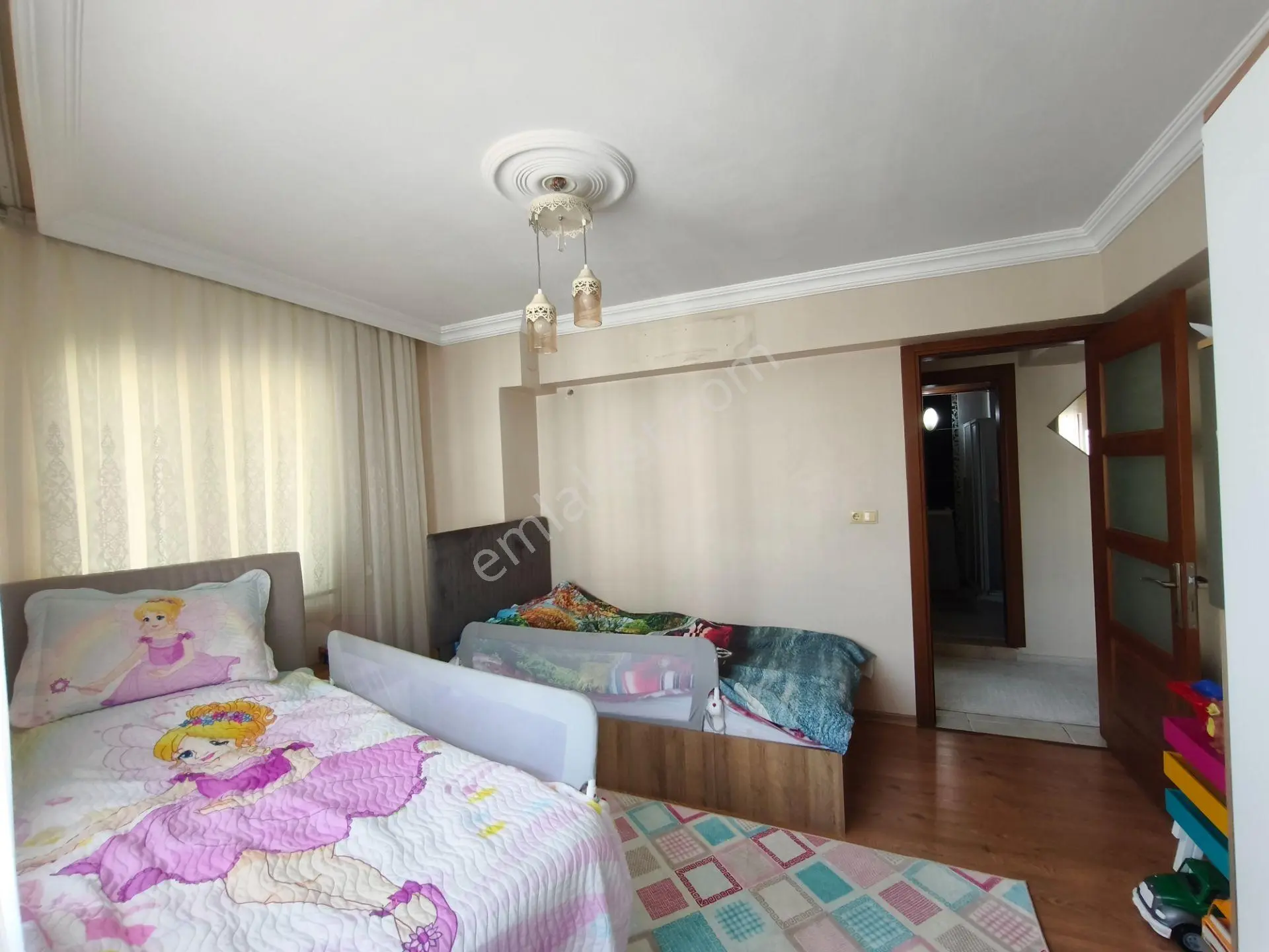 Manisa 50.yıl Mh.3+1 Ara Kat Asansörlü Cadde Üzeri Satılık Daire — fotoğraf 17