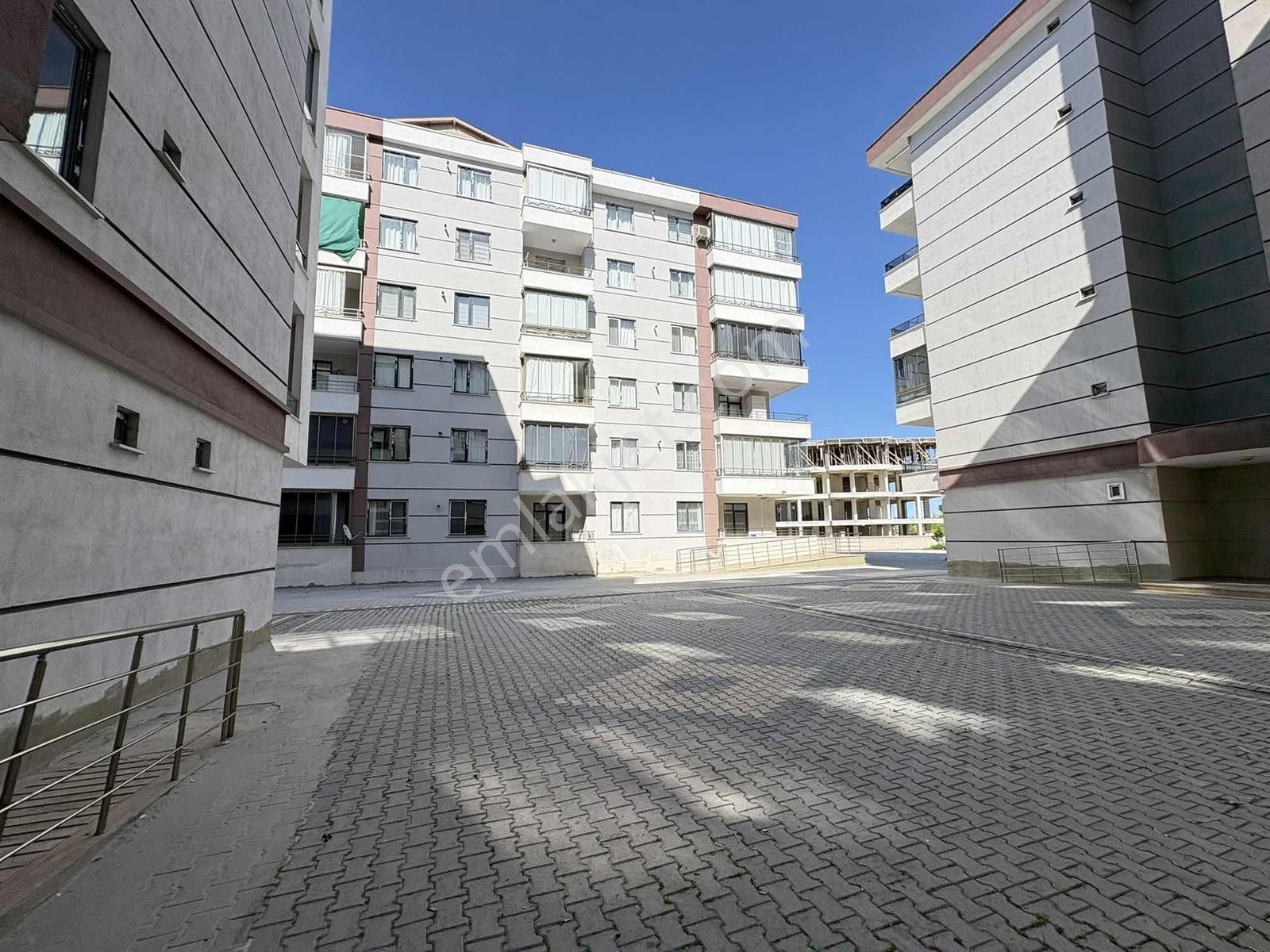 Emirgazi Mh. Ahmet Hamdi Göğüş Cd. Cepheli 3+1 Satılık Daire ! — fotoğraf 27
