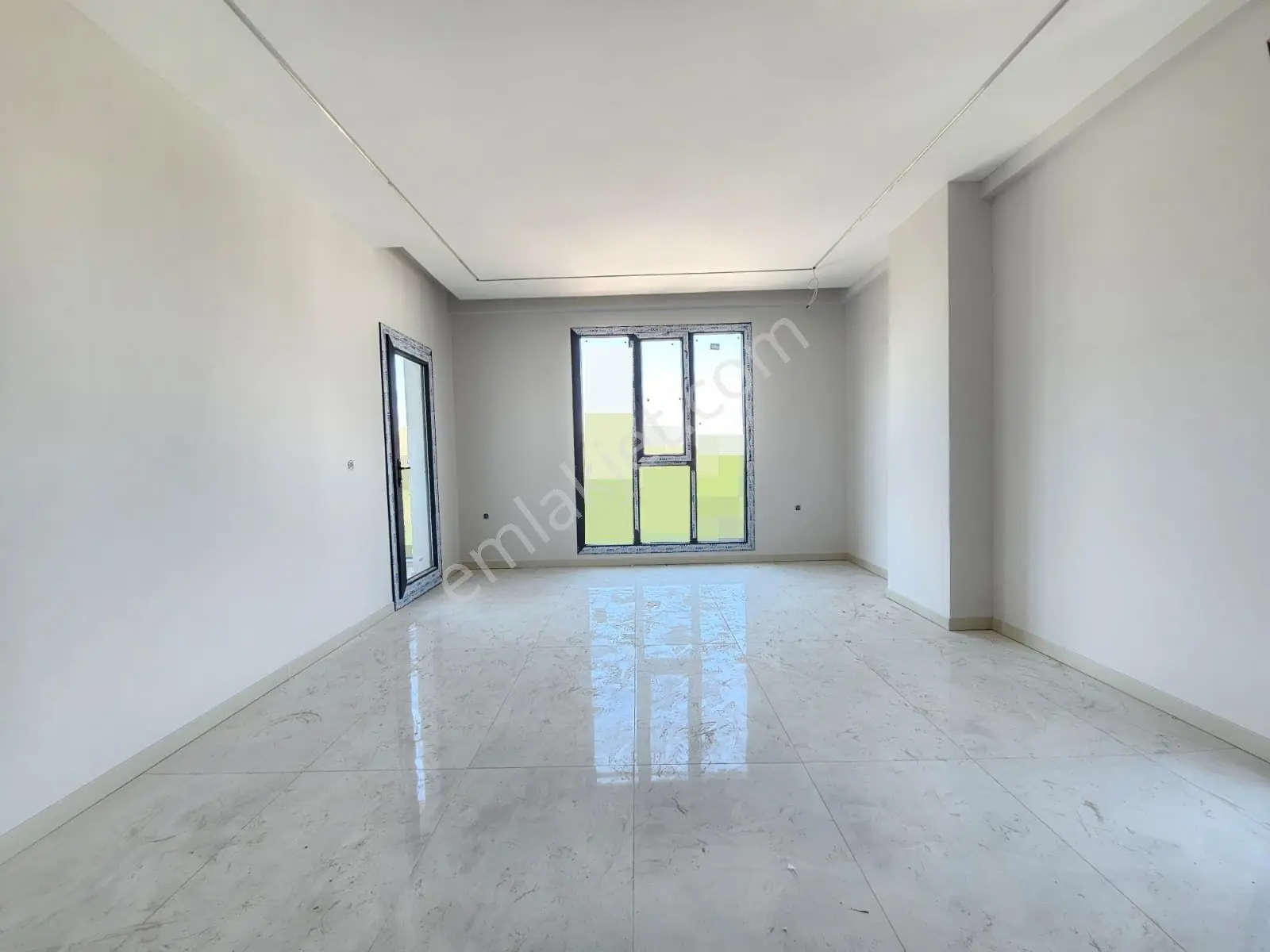 Denizli Şemikler Mahallesinde 3+1 150 M2 Ebeveyn Banyolu Satılık Daireler — fotoğraf 2
