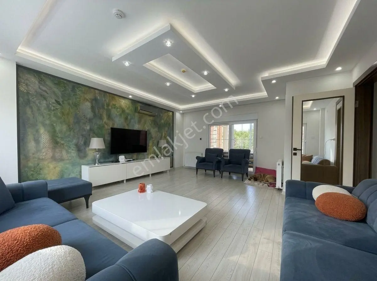 Yükselden Acil Satılık Zeytinlide Bahçeli Lüks 3+1 Ters Dubleks — fotoğraf 9