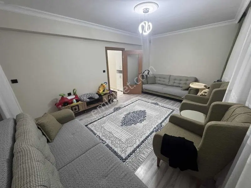 Derman'dan*ön Cephe*altı Daire*2+1*2 Balkon — fotoğraf 19