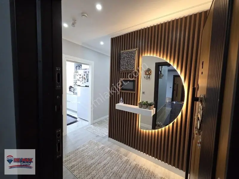 Yalova Remax Akyol Loft Sitesinde Satılık 3+1 Bahçe Katı — fotoğraf 3