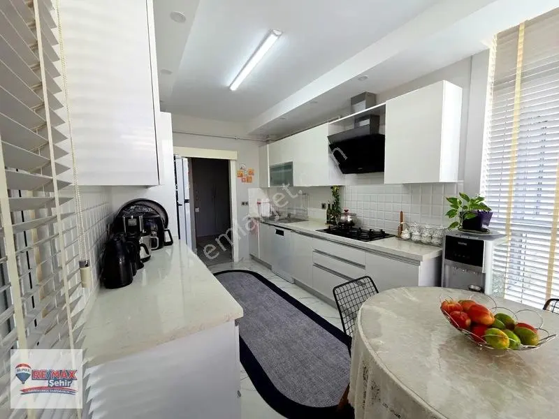 Yalova Remax Akyol Loft Sitesinde Satılık 3+1 Bahçe Katı — fotoğraf 10