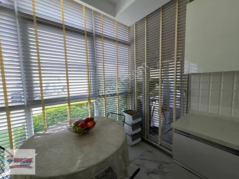Yalova Remax Akyol Loft Sitesinde Satılık 3+1 Bahçe Katı — fotoğraf 12